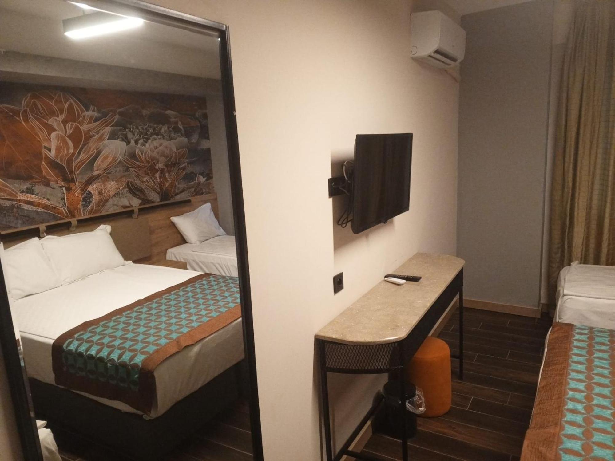 Otel Lupo Libero