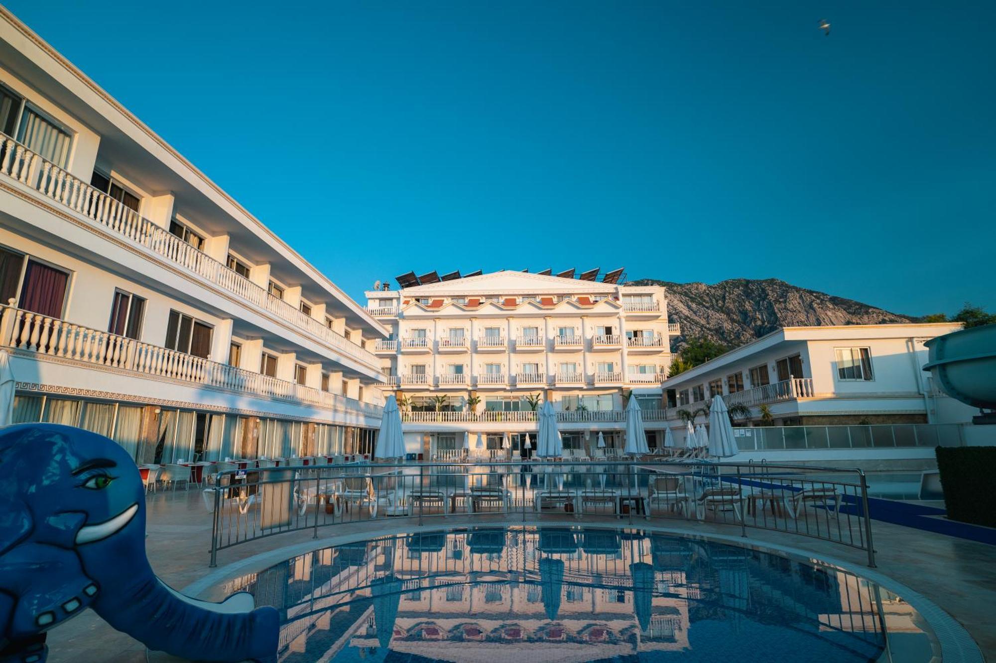 Resort Sl La Perla Kemer Antália
