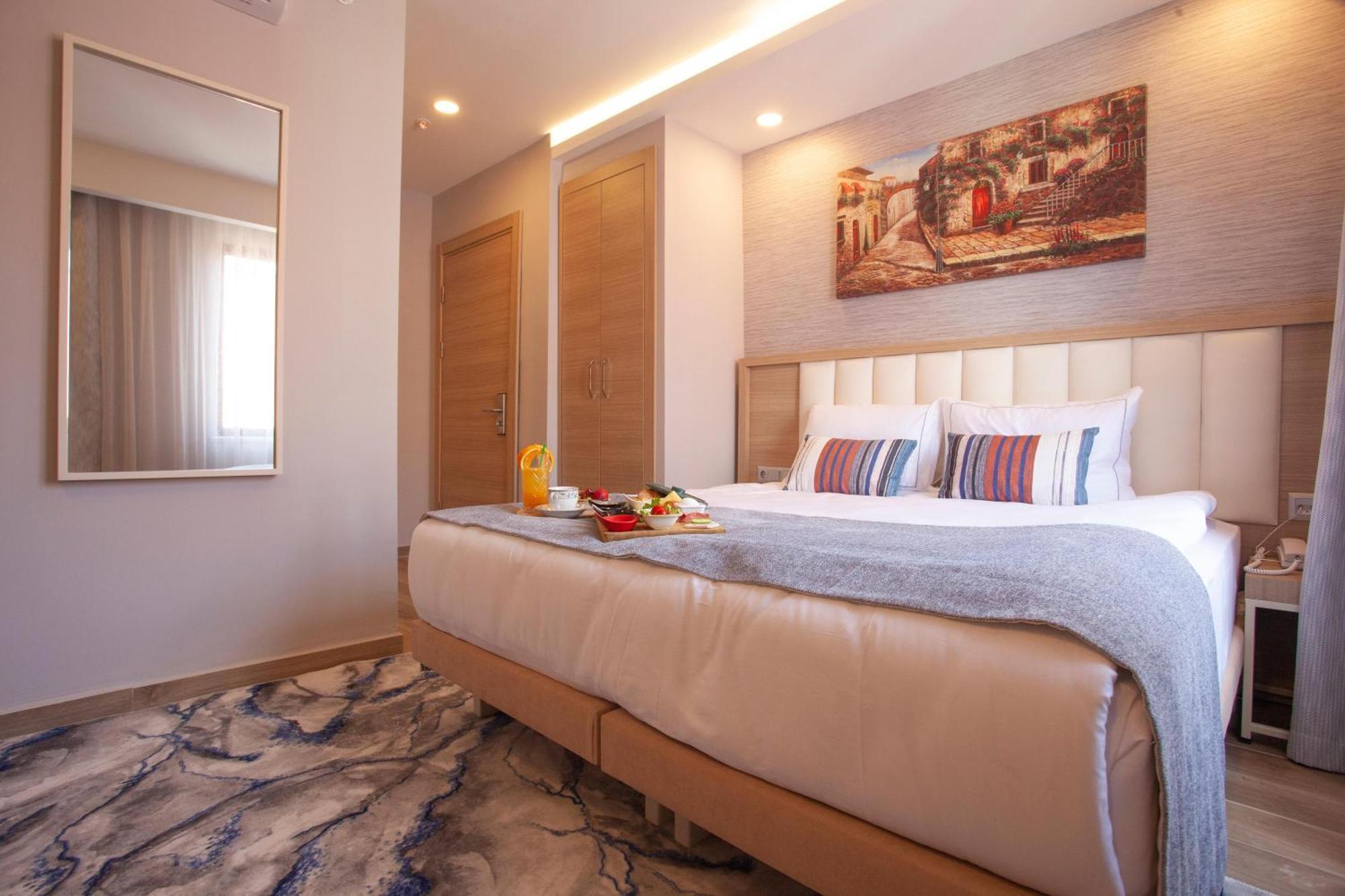 Otel Old Town Point &