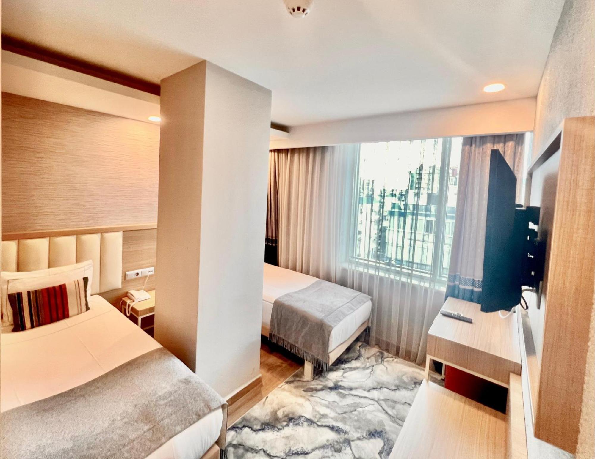 Old Town Point & Otel 4*