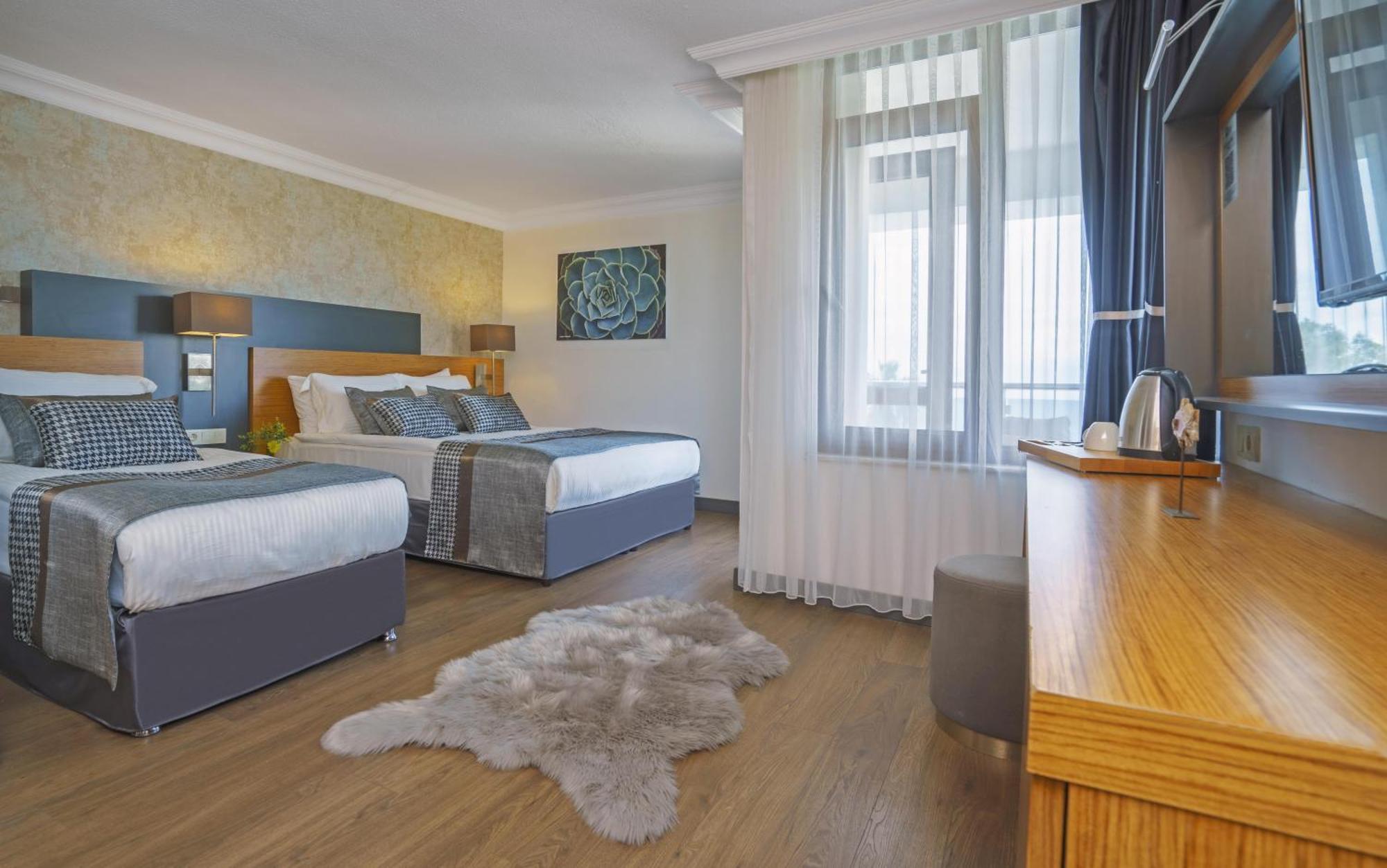 Qinn Otel