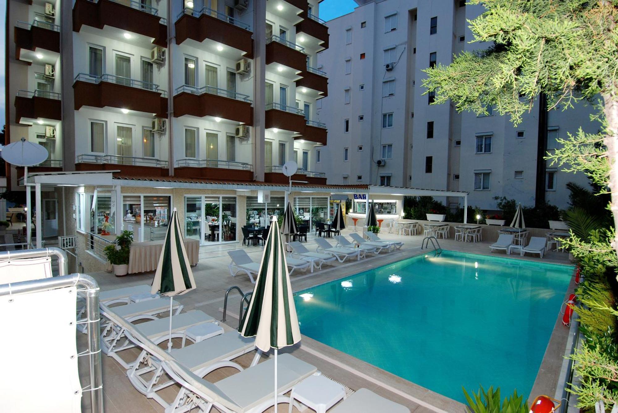 Otel Lara Diamond Antalya