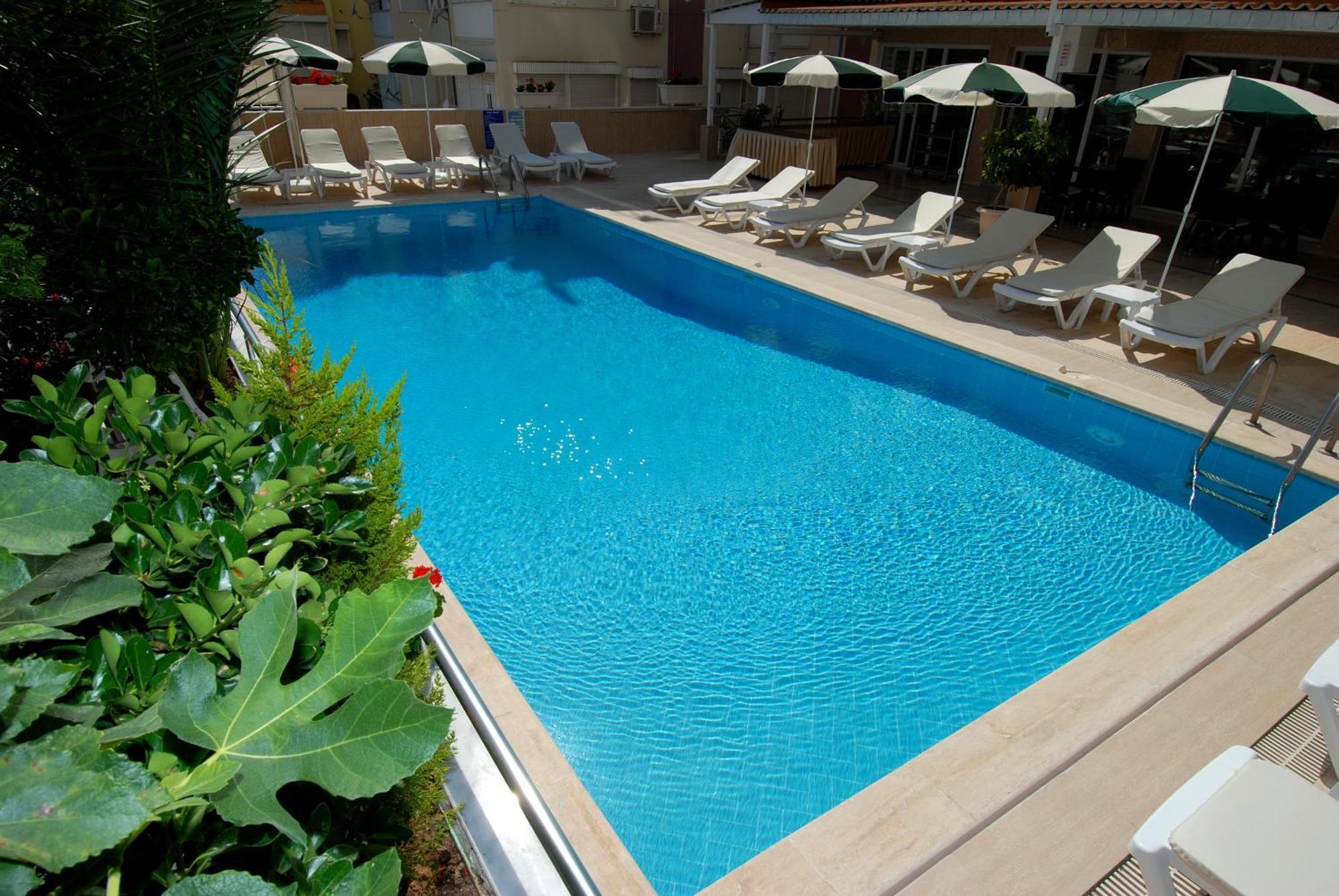 Otel Lara Diamond 3*