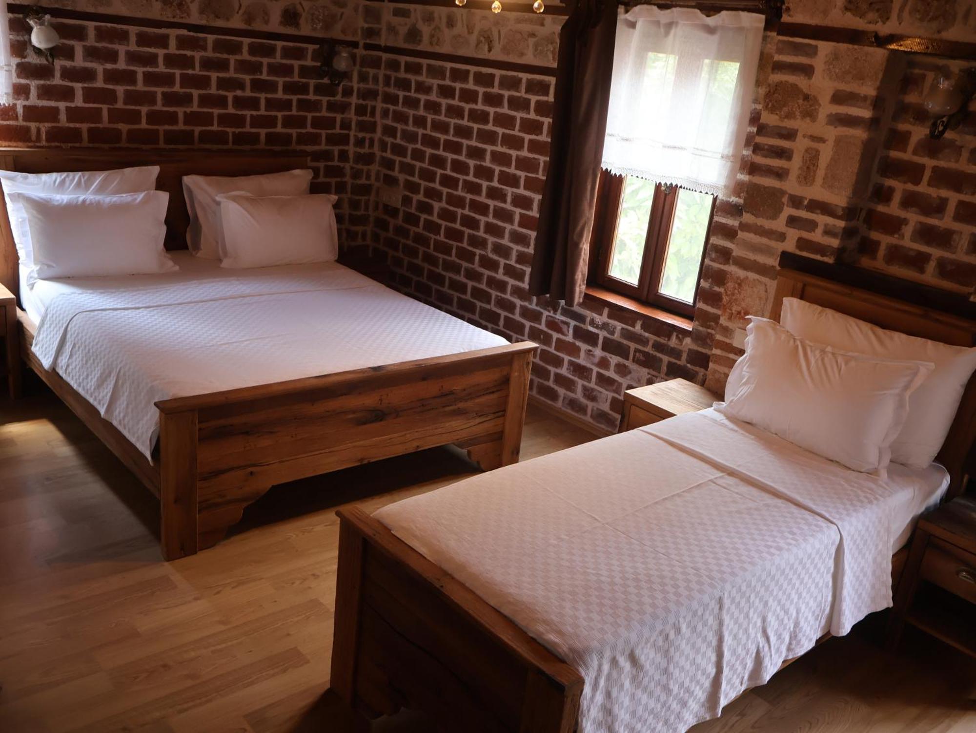 Casa Franco Old Town Otel 2*