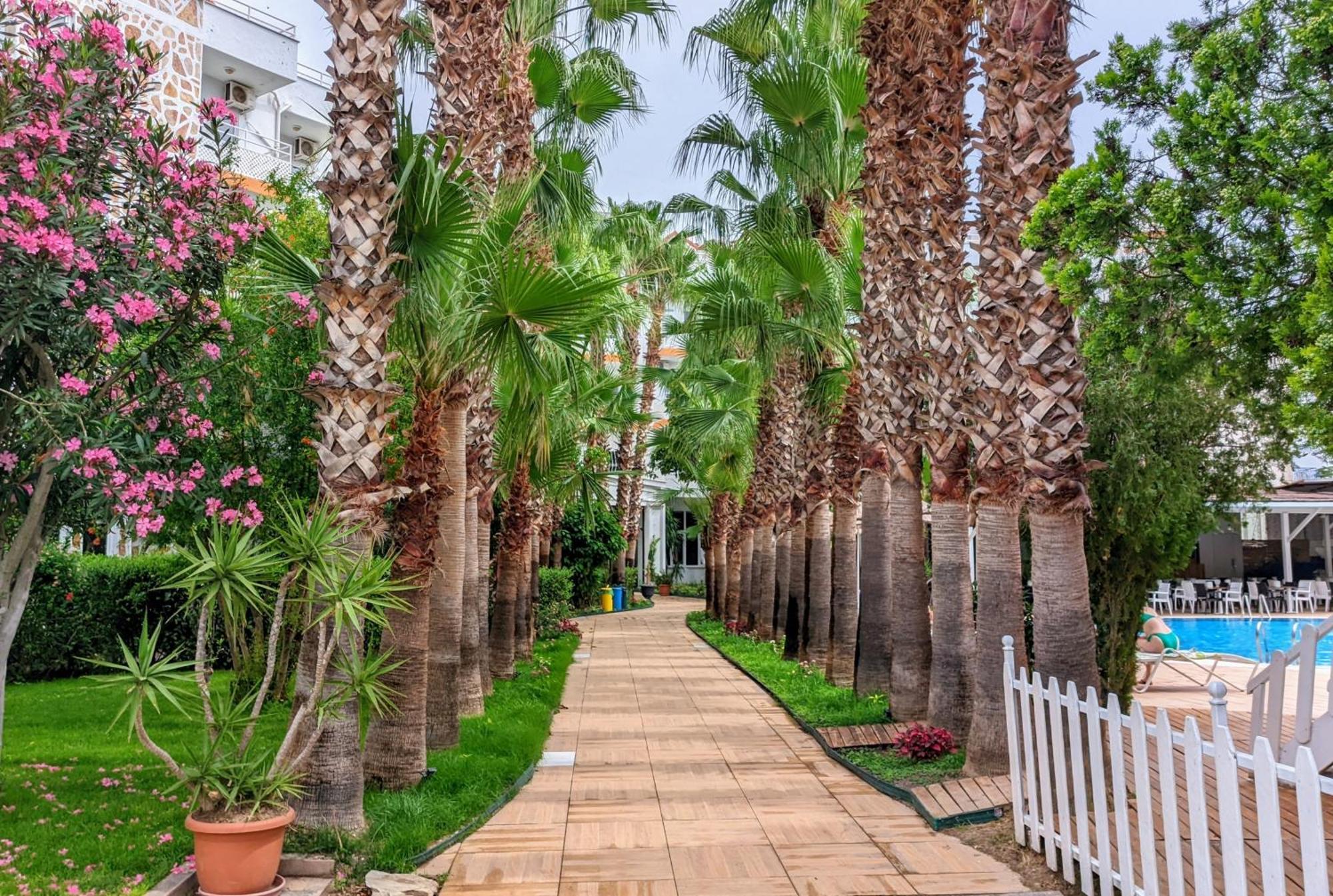 Uk Kırış 4* Antalya