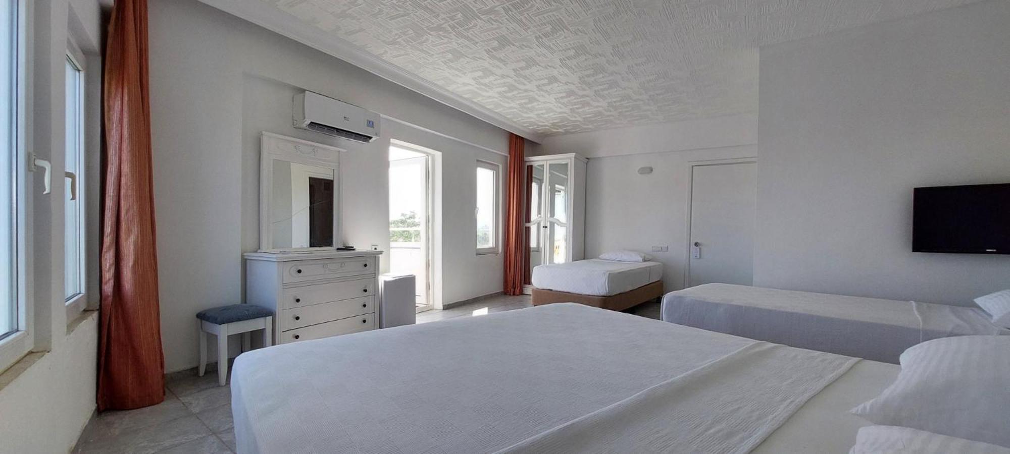 Hotel Uk Kiris Antália