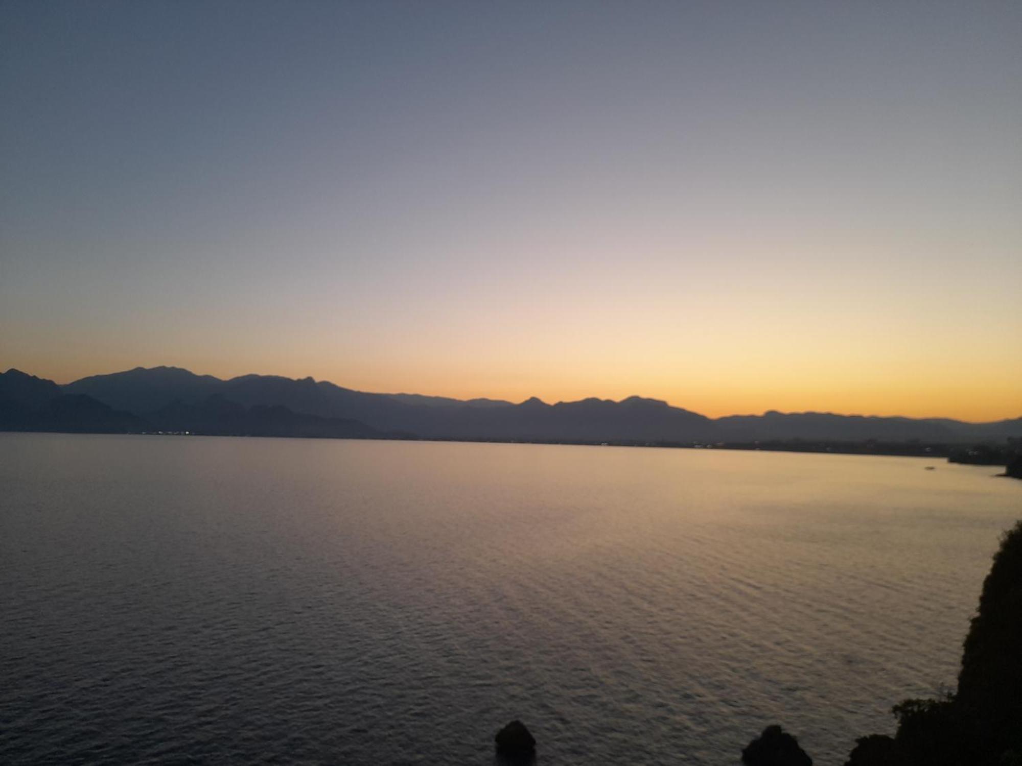Close To The Sea In The Of Daire *
