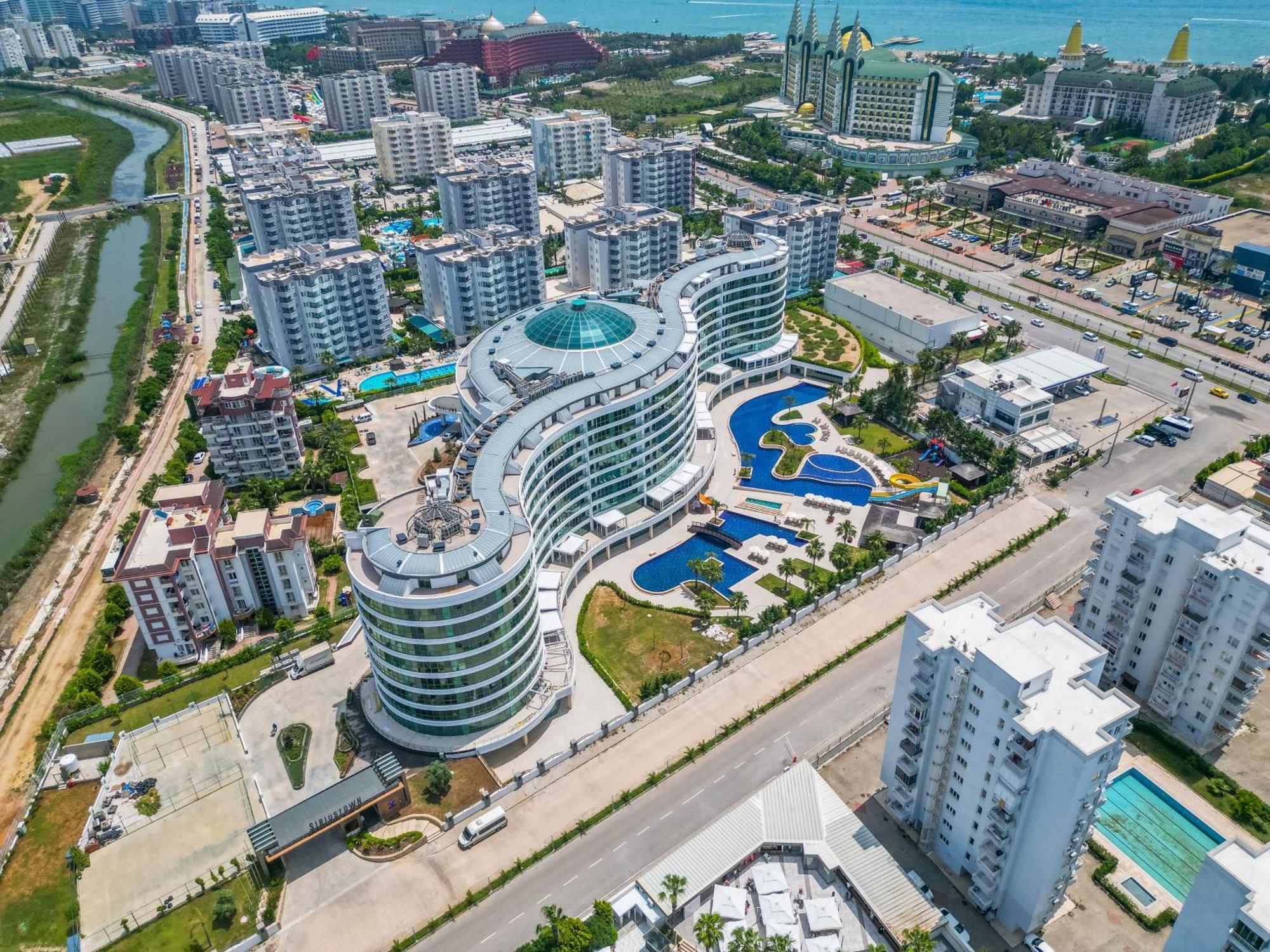 Hotel Sirius Town And Antália