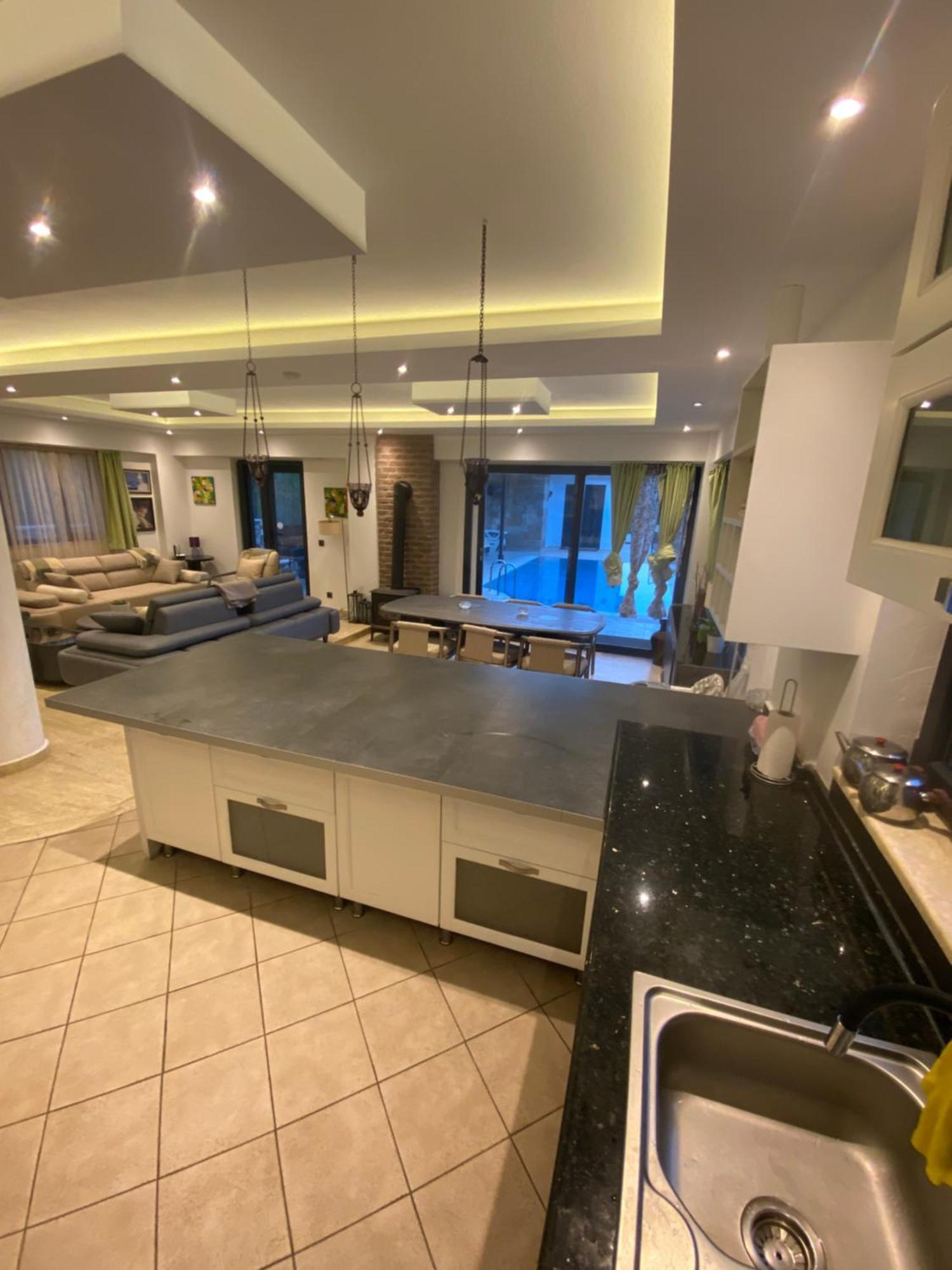 Esiyok With Heated Pool Pousada