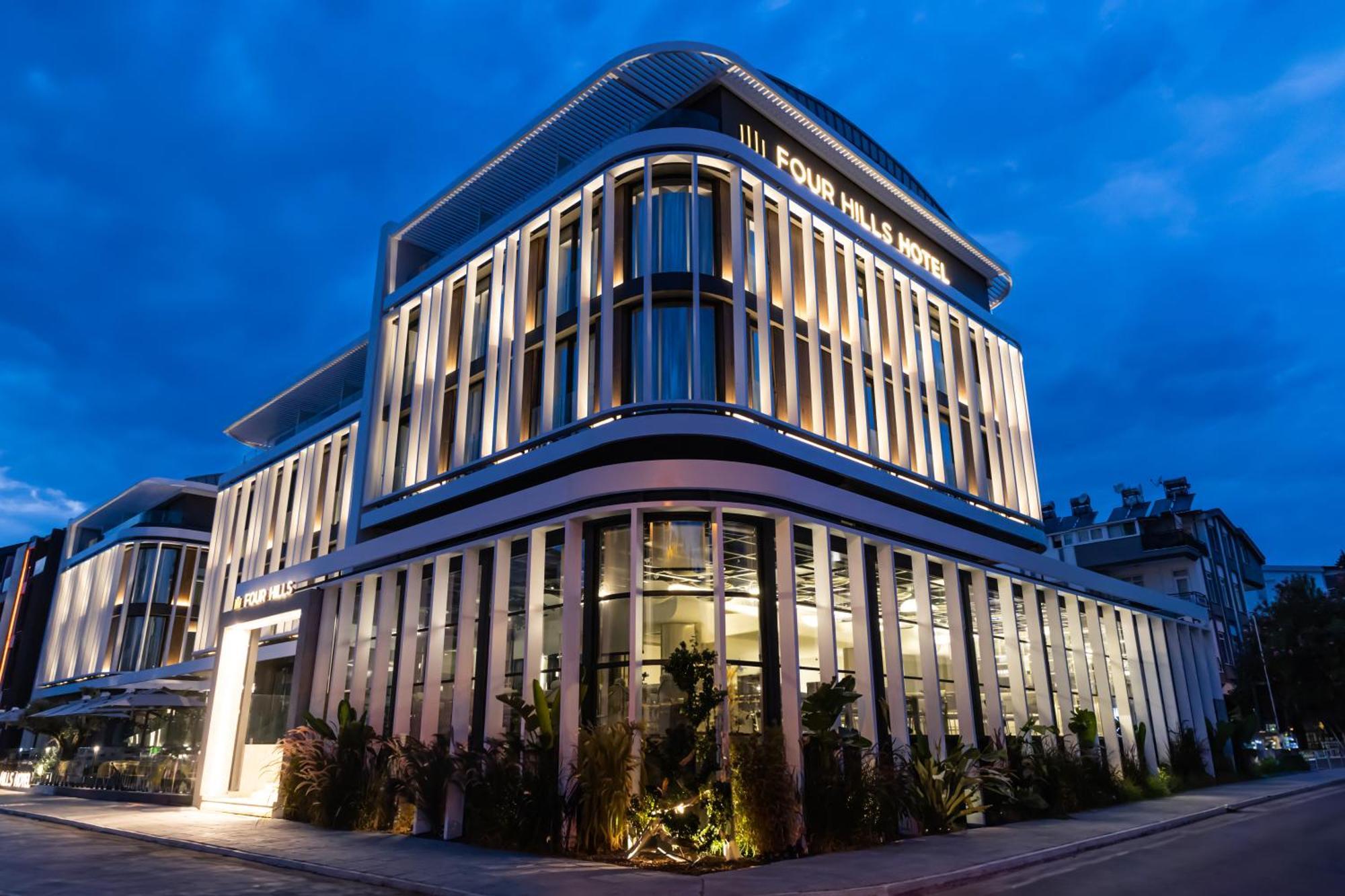 Hotel Four Hills Antália