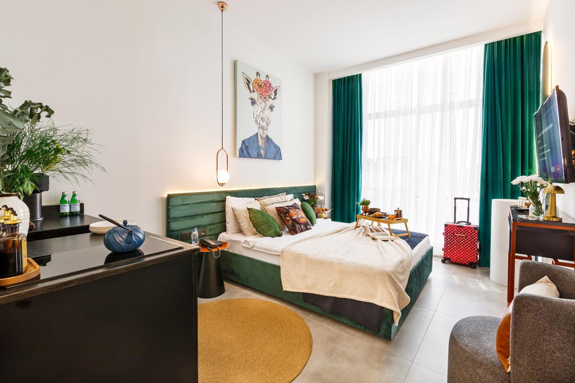 The One Living - Adult Only Hotel *