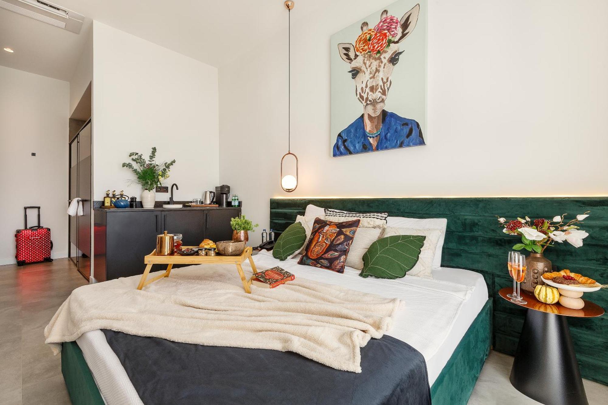 The One Living - Adult Only Hotel *