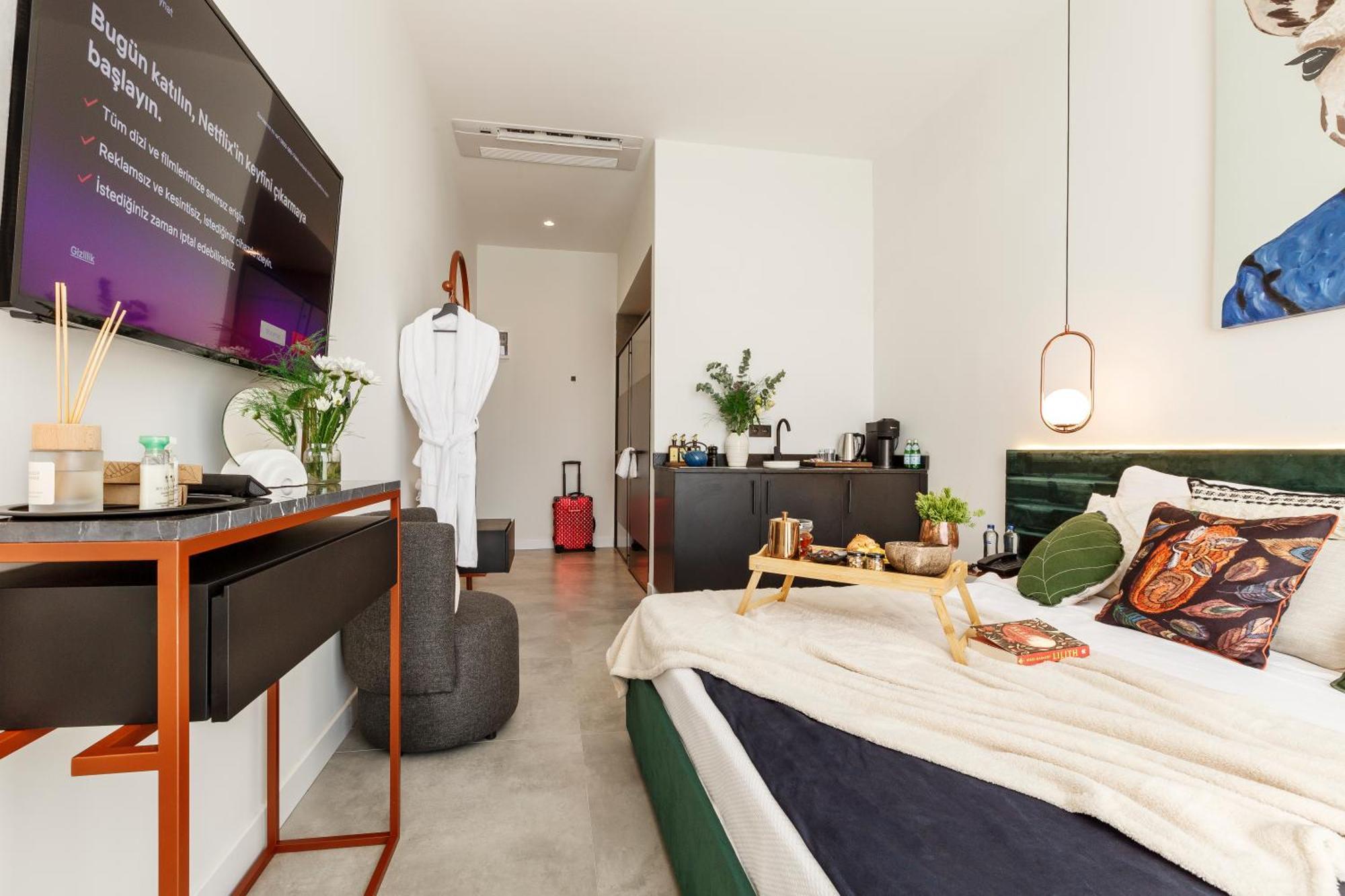 The One Living - Adult Only Hotel