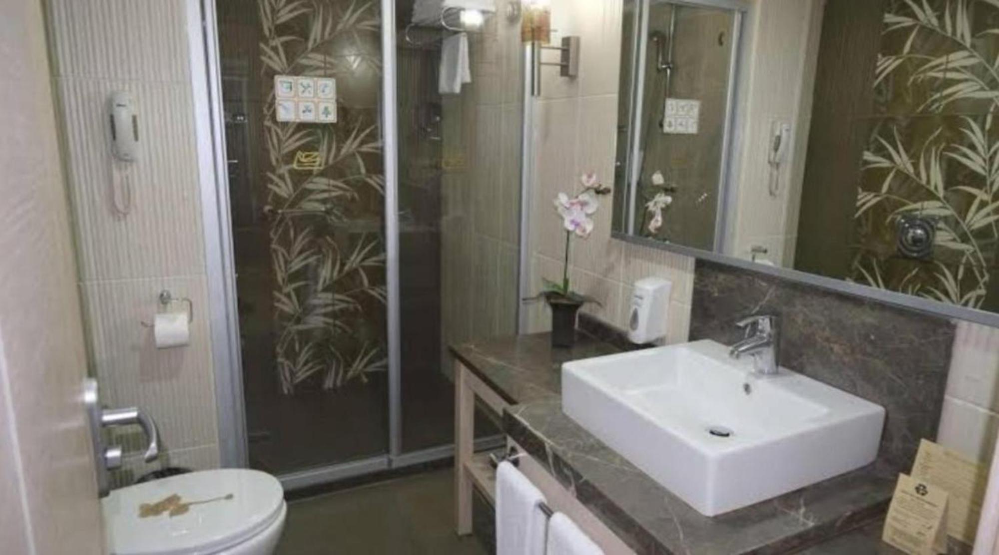 Ambassador & Otel Antalya