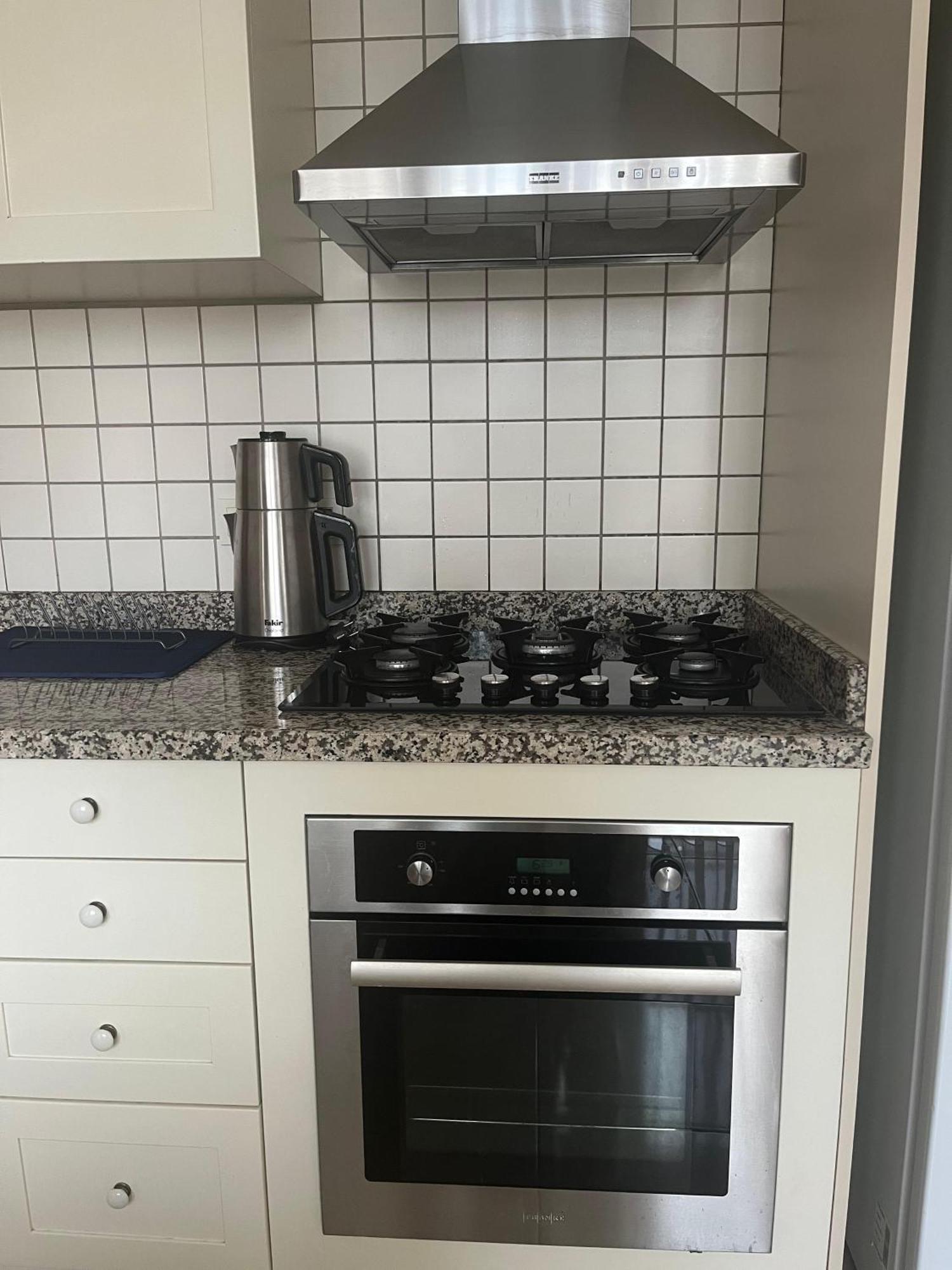 Old Town Deluxe Flats Aparthotel 3*
