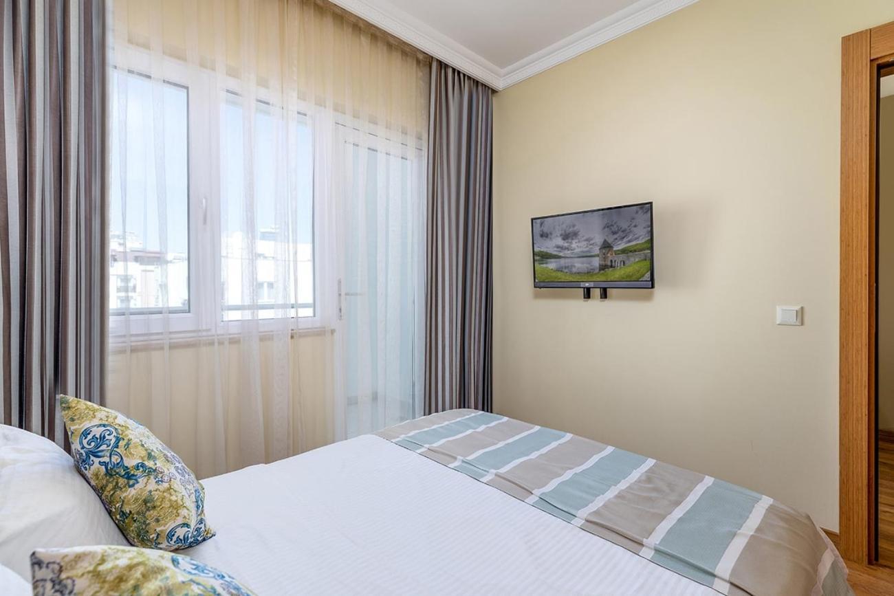 Apart-hotel The 3*