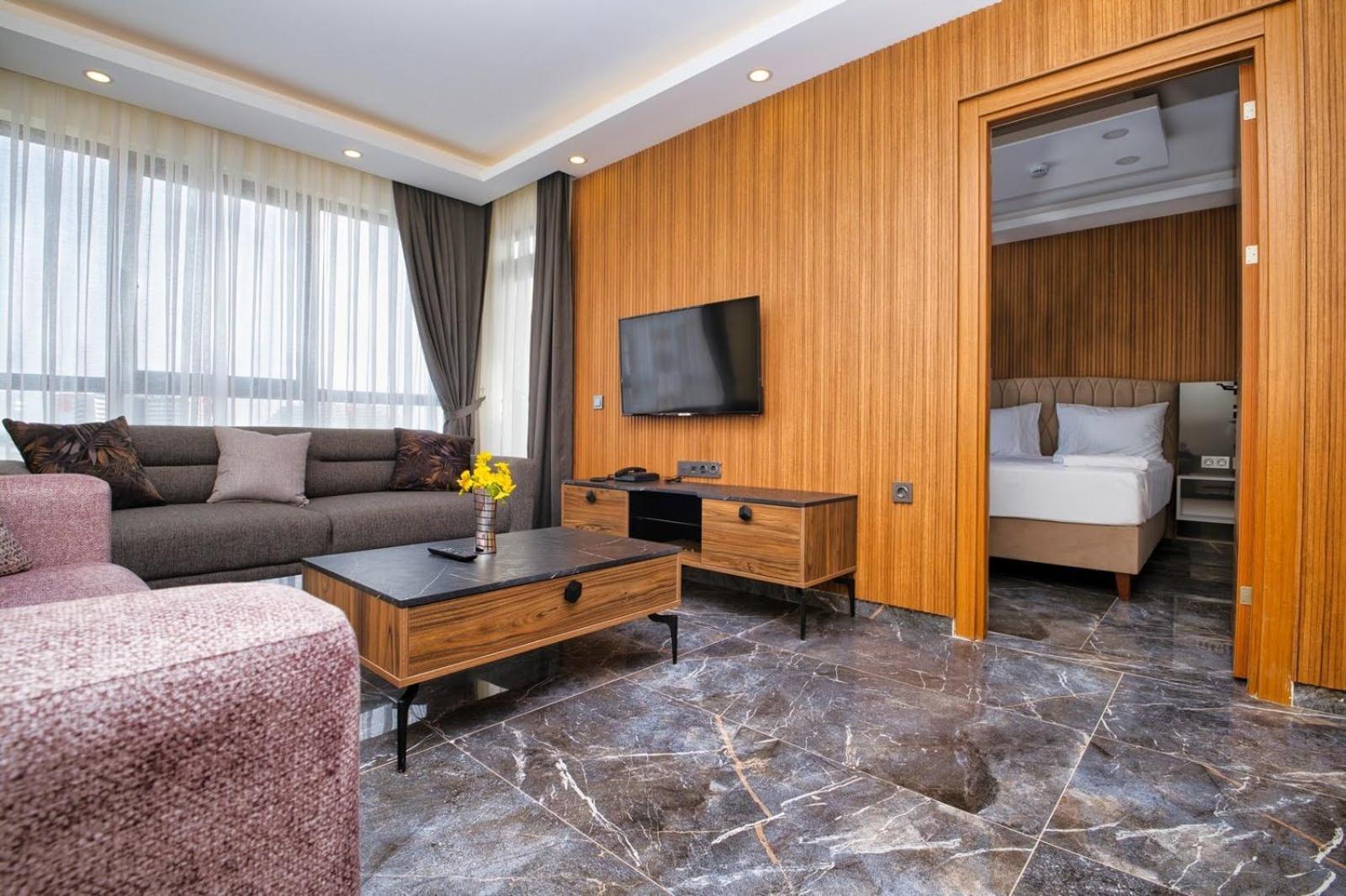 Laristone * Antalya