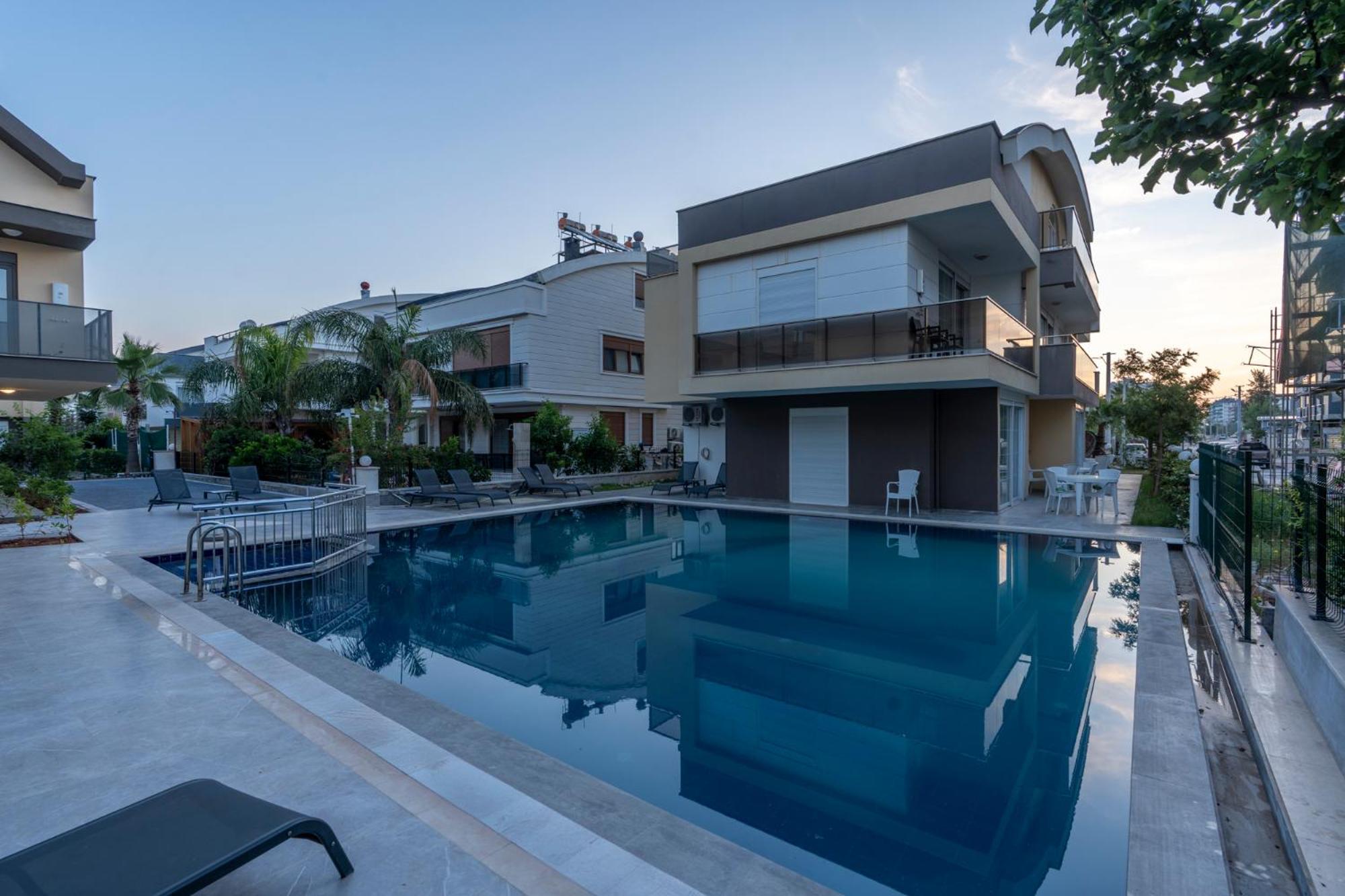 Apart-hotel Lara Homes
