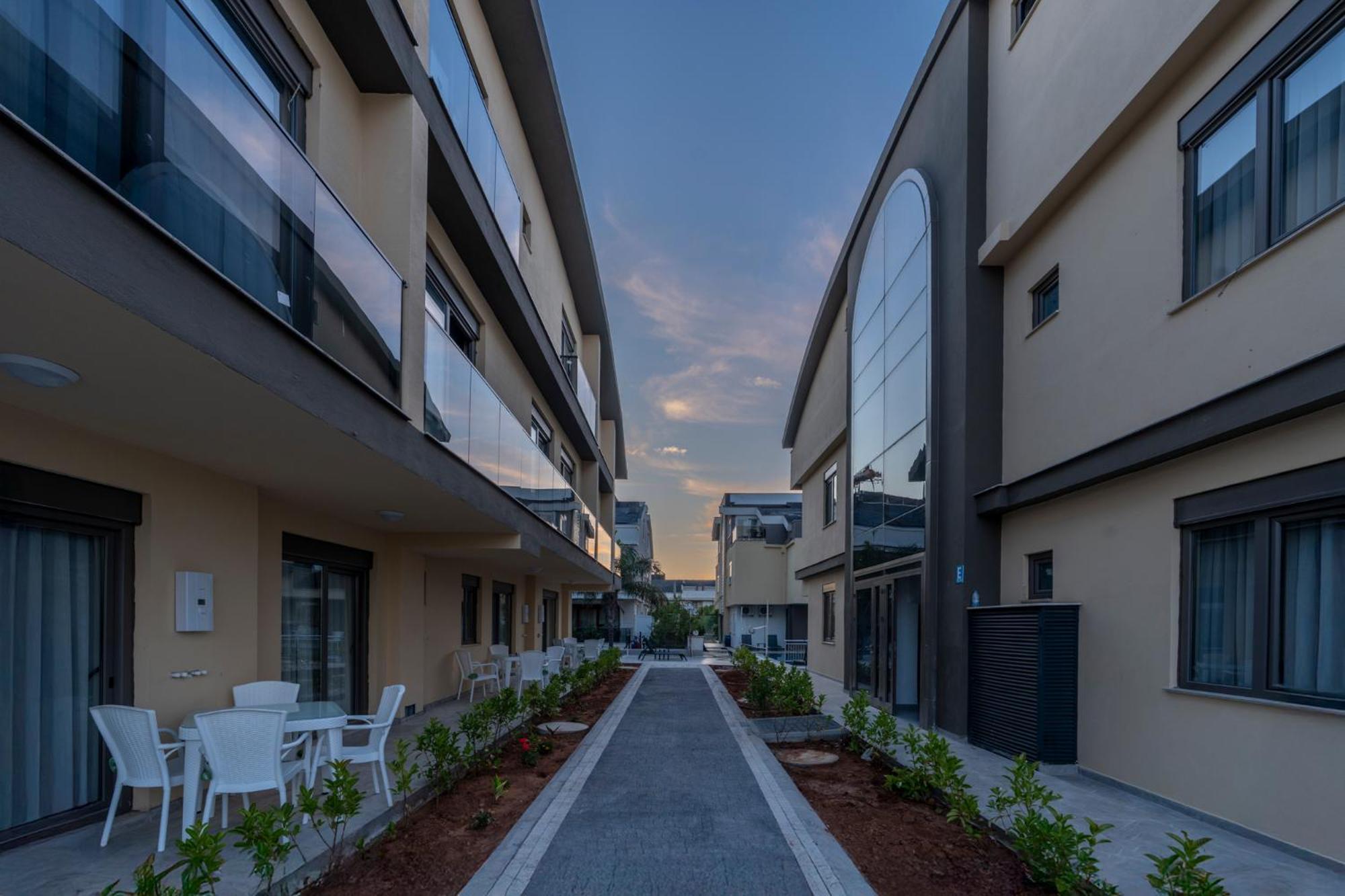Apart-hotel Lara Homes 2*