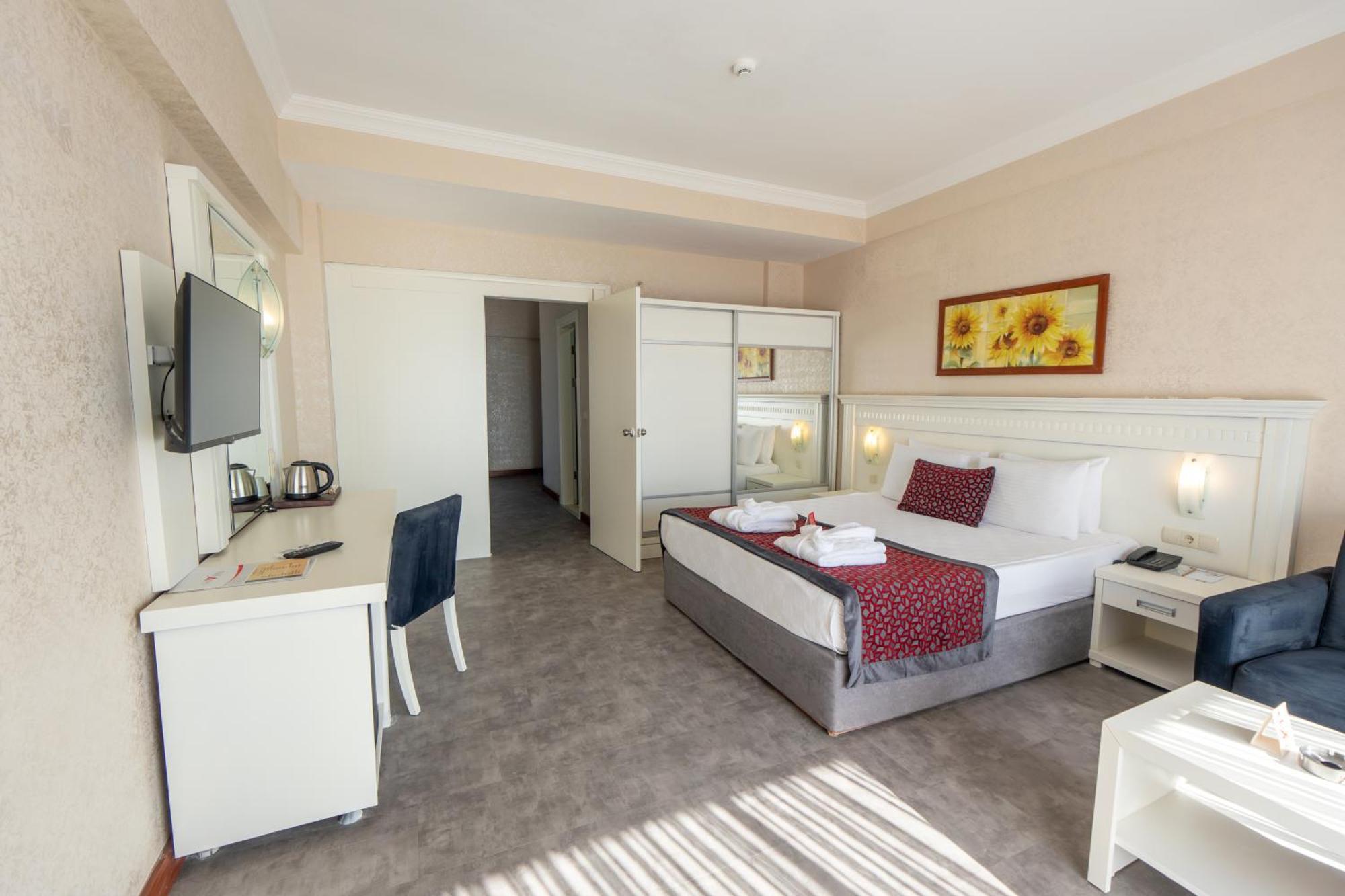Casa Fora & 5*
