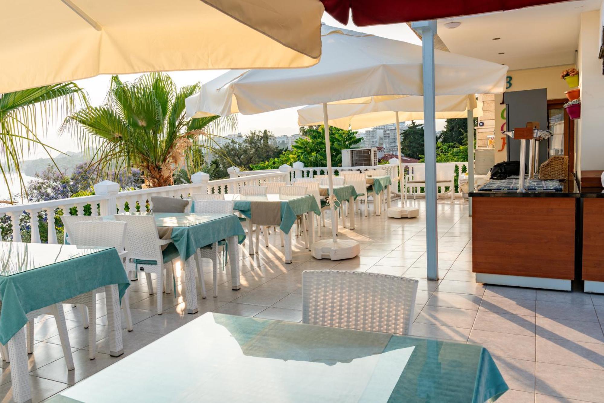 Bacchus Guest house