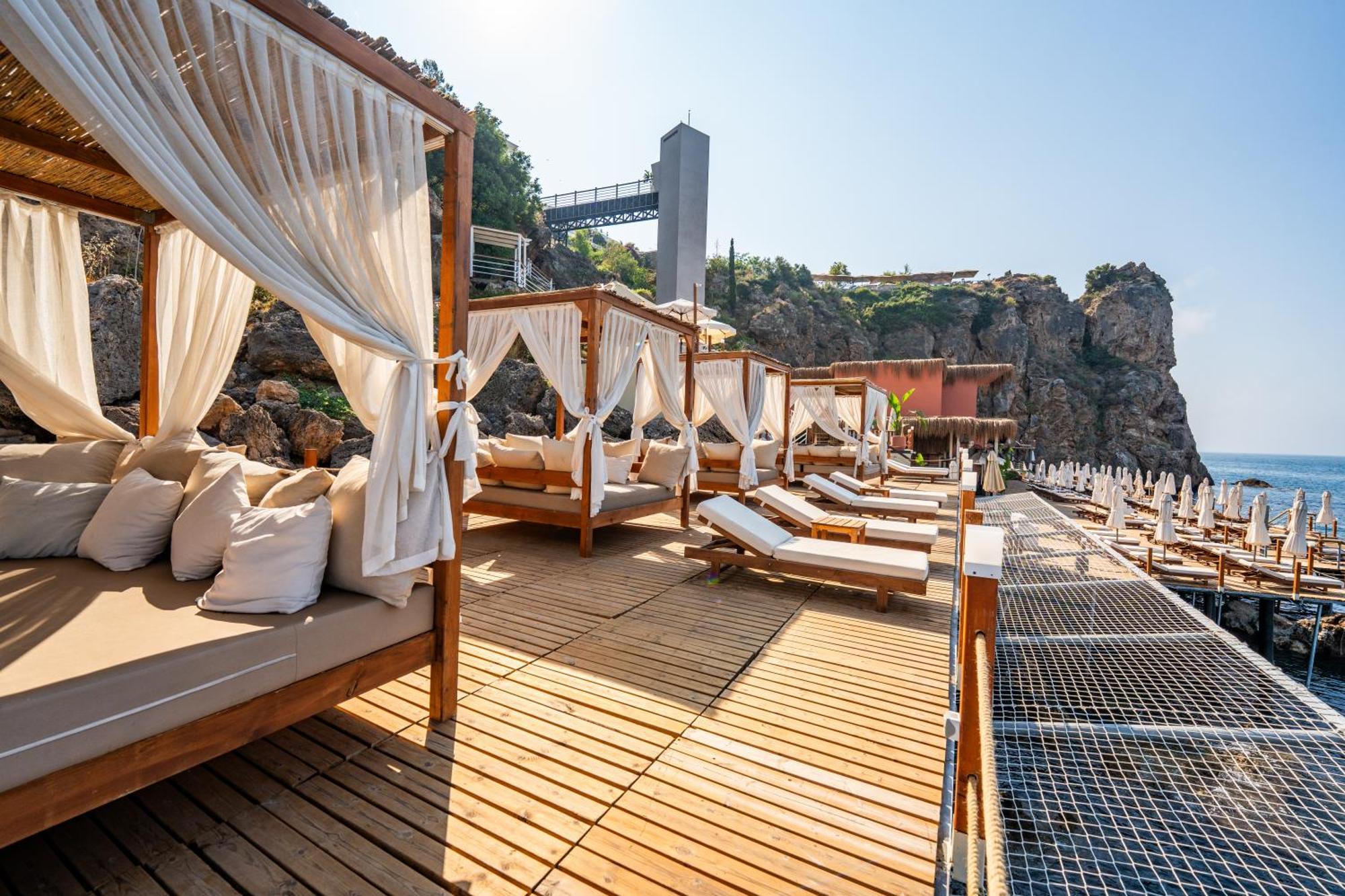 La Boutique & (adults Only) Hotel