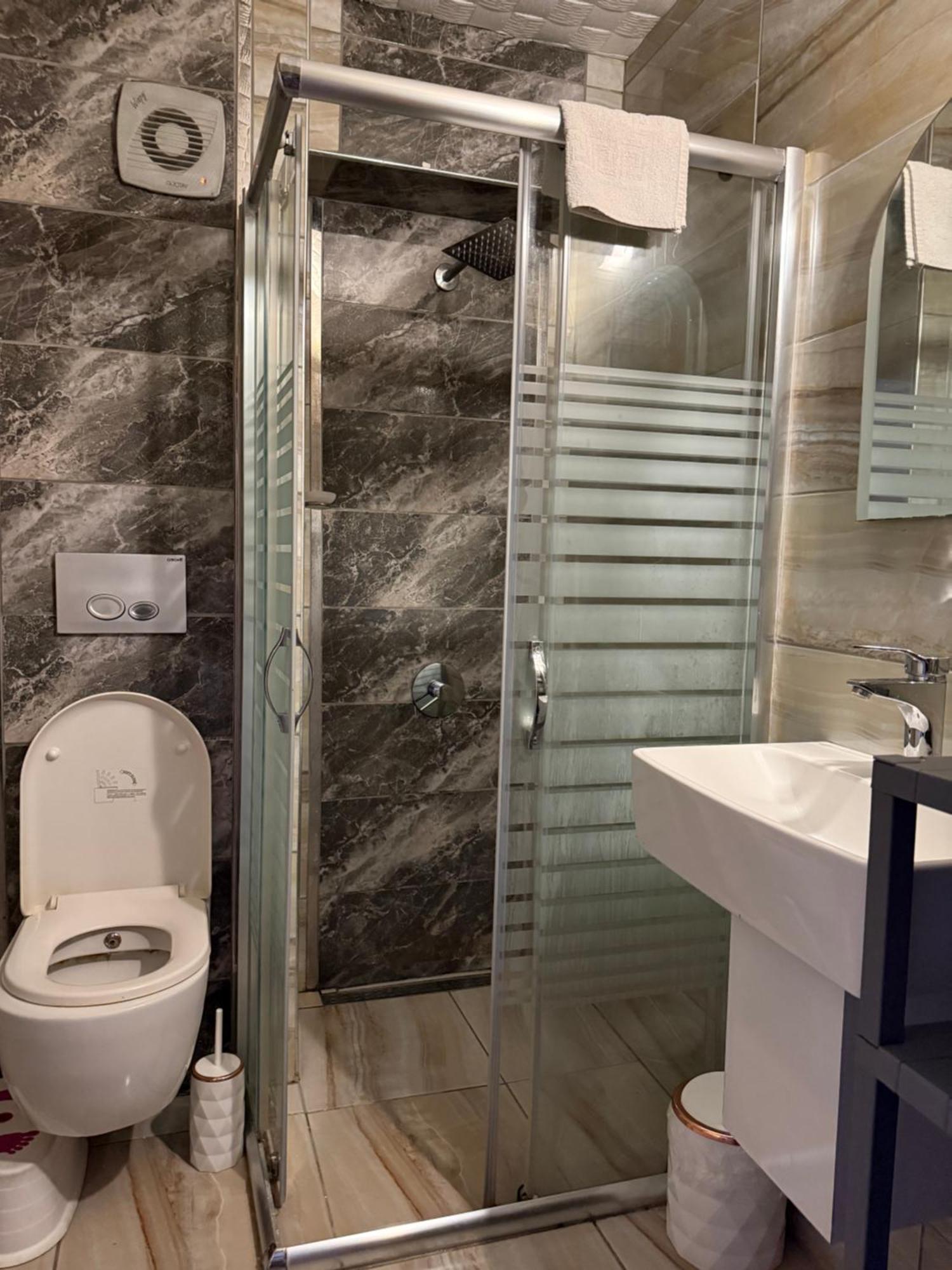 Hotel Twenty 2* Antalya
