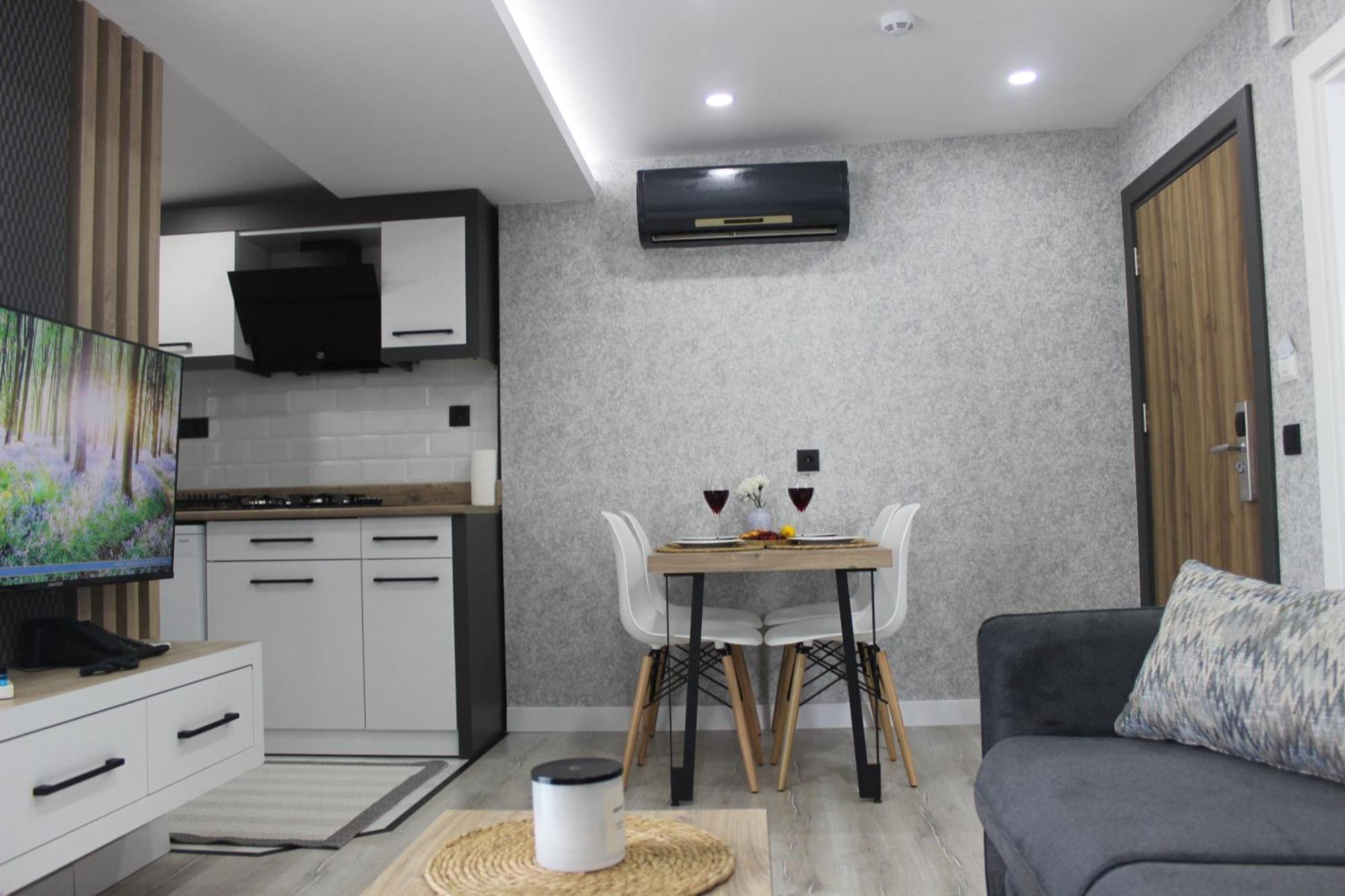 Cosy Otel *