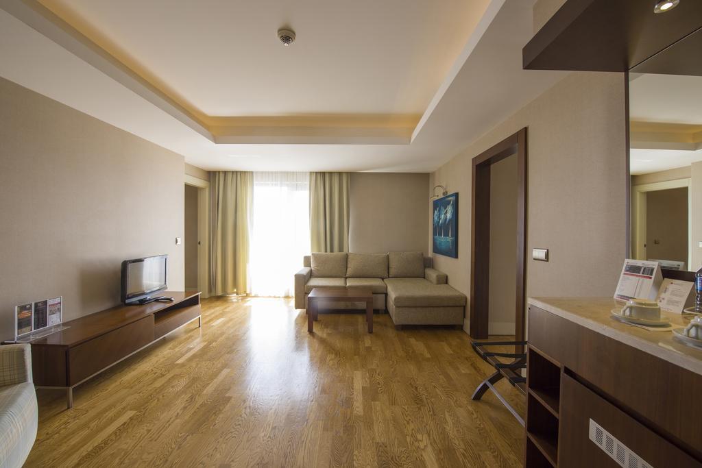 Ramada Plaza Antália