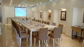 Hotel Wise & - Adults Only Antália