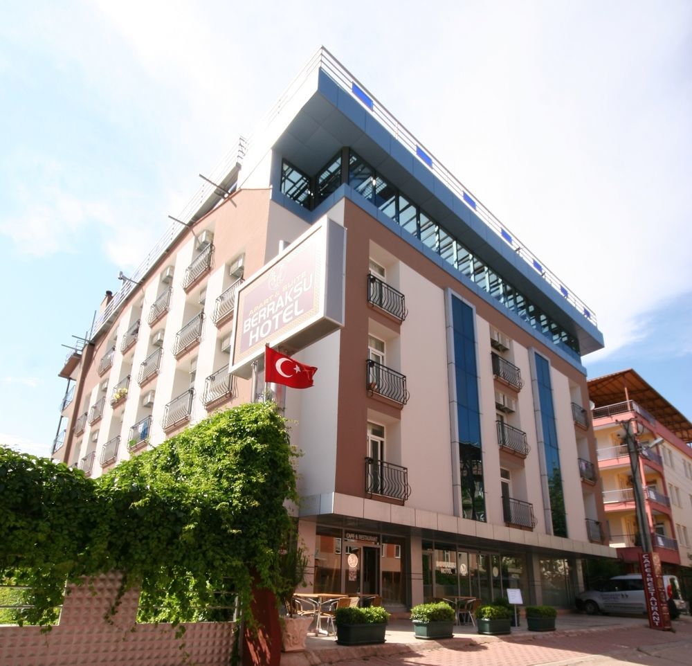 Otel Berrak Su 3*