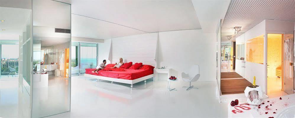 Adam & Eve Hotel 4*