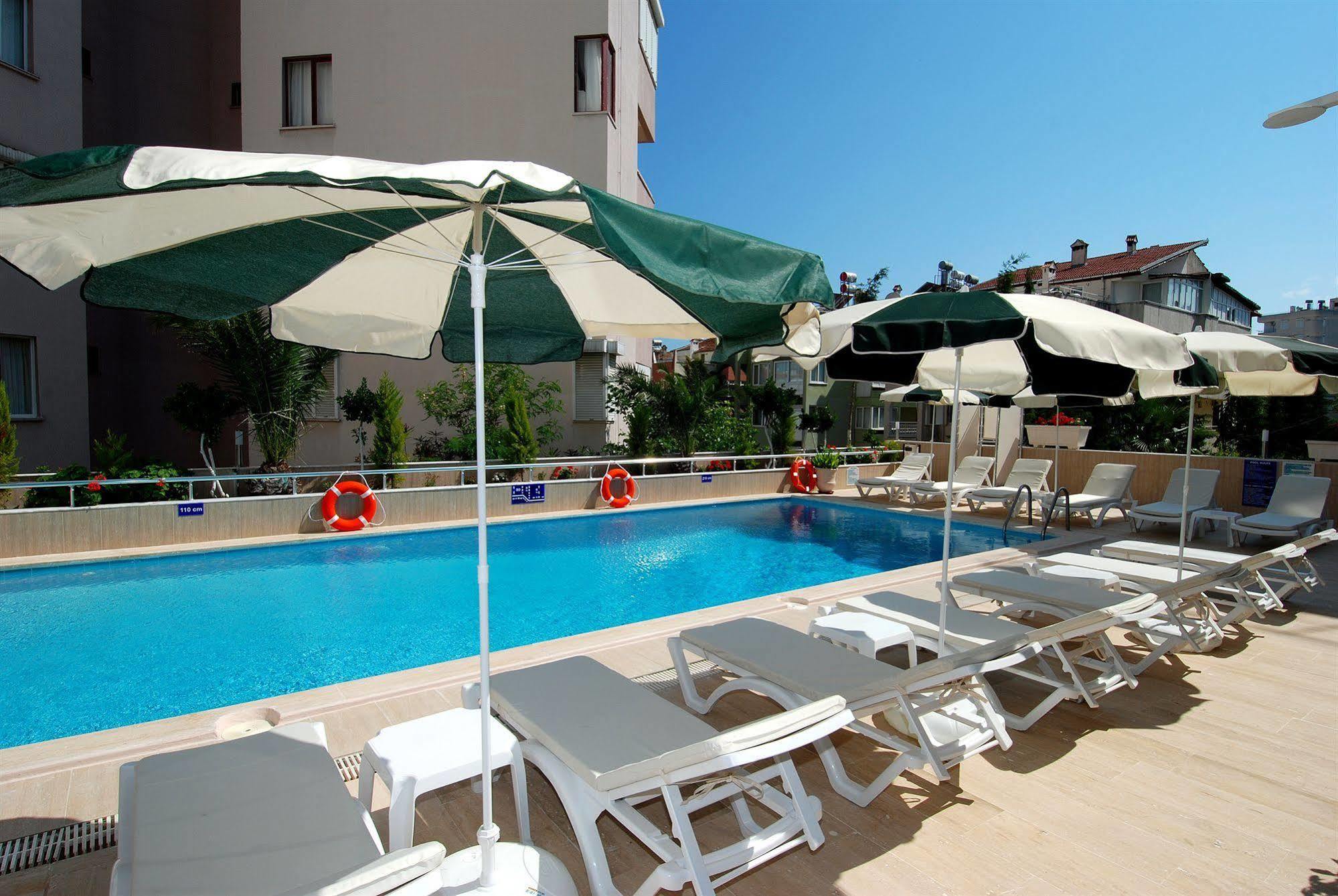 Lara Diamond Otel 3*