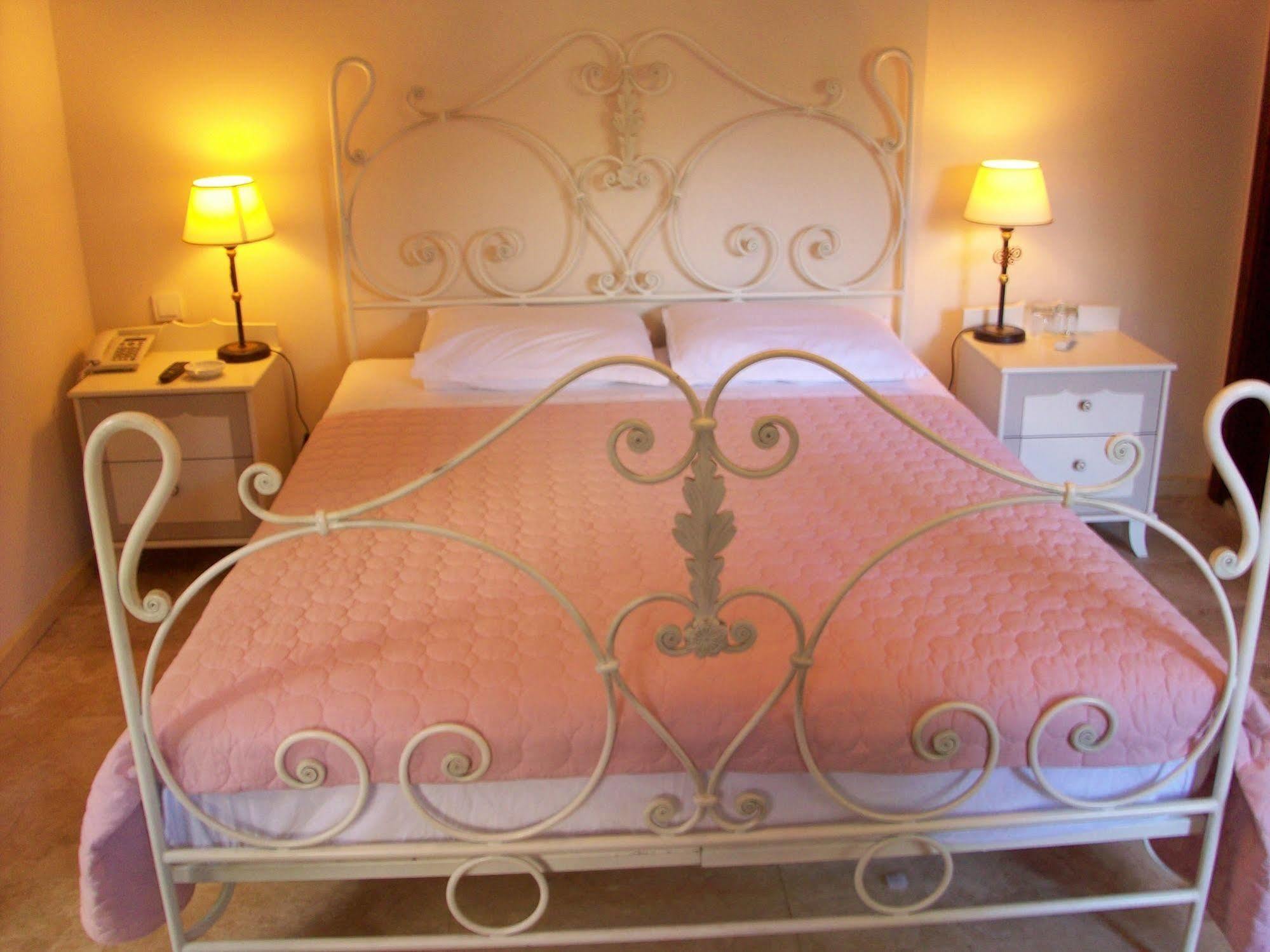 Hotel The Ninova 2*