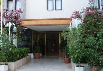 Apart-hotel Tunali 3*