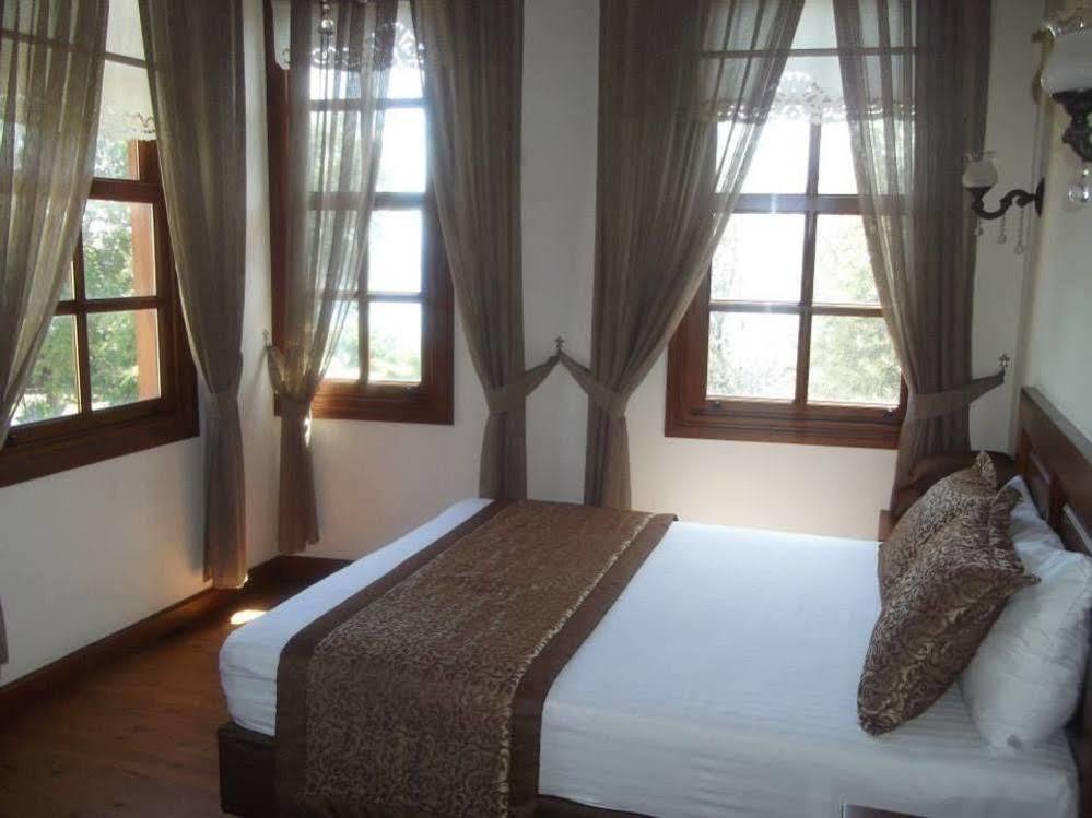 Marco Hotel *