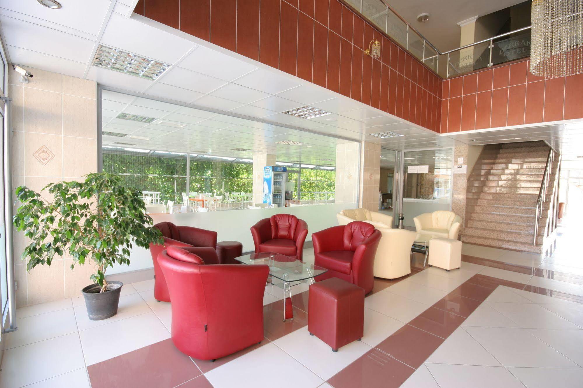 Berrak Su Hotel Antália