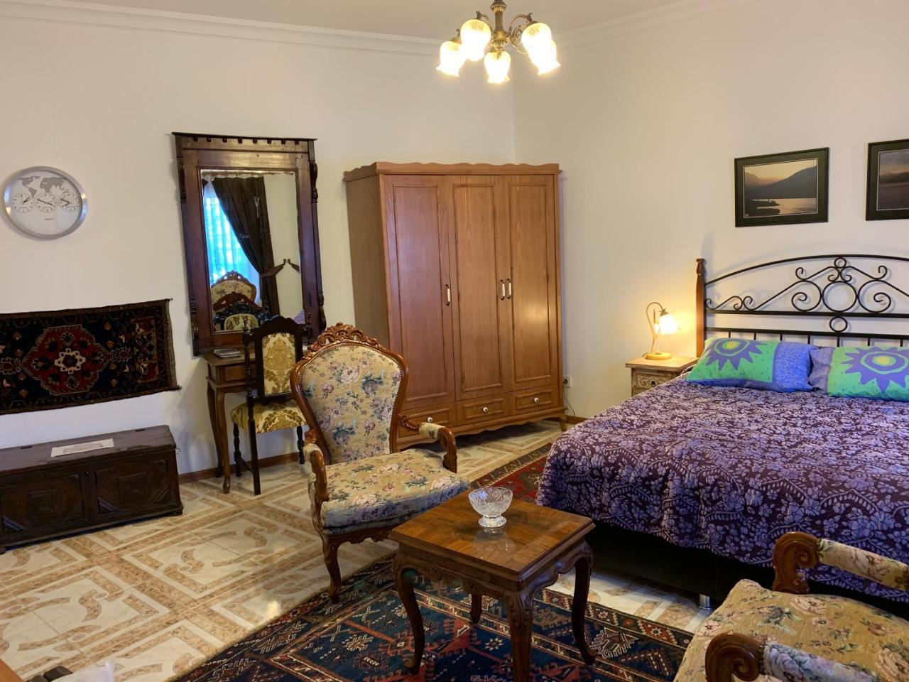 Porta Appartement *