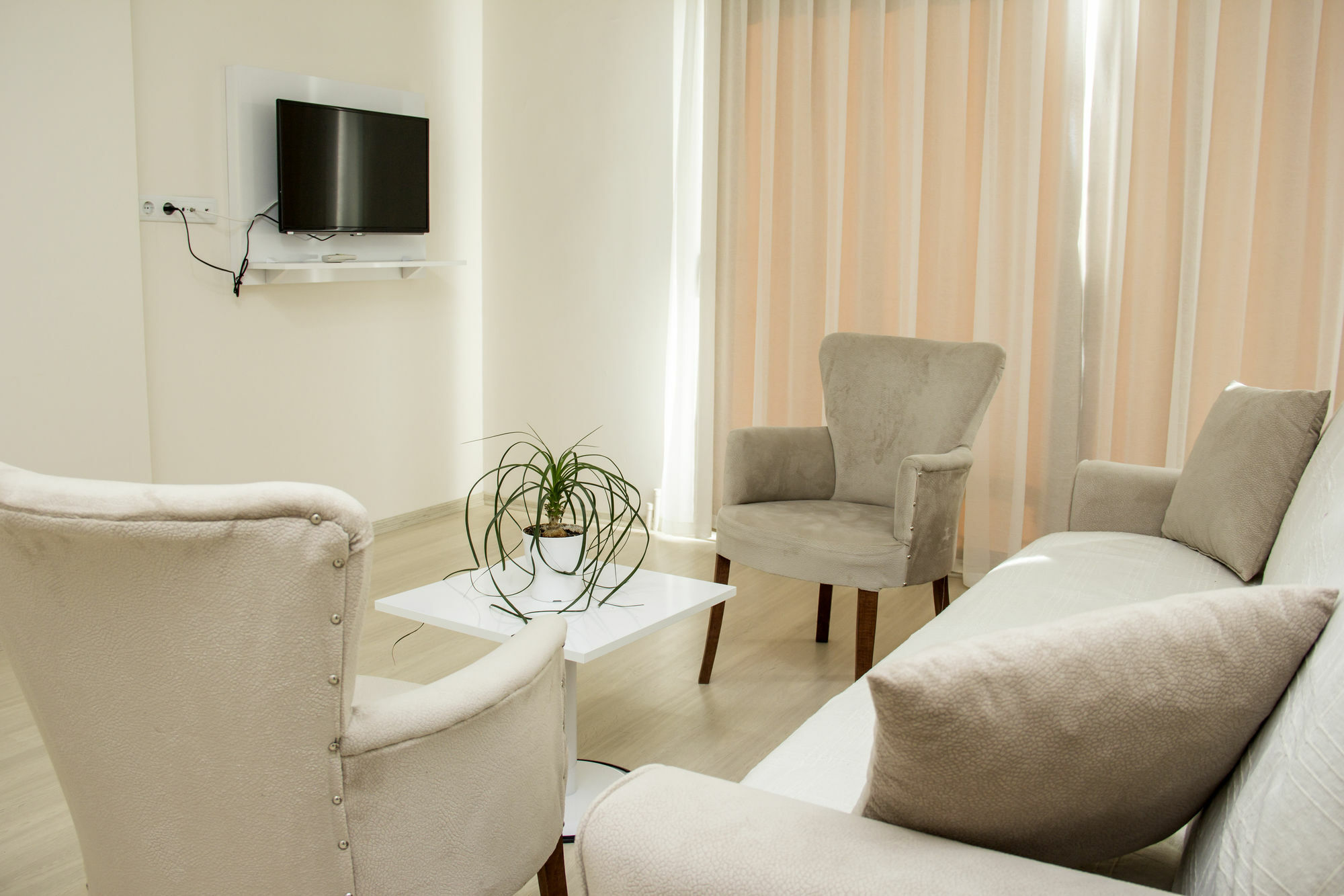 Hun Club Apart Otel 2*