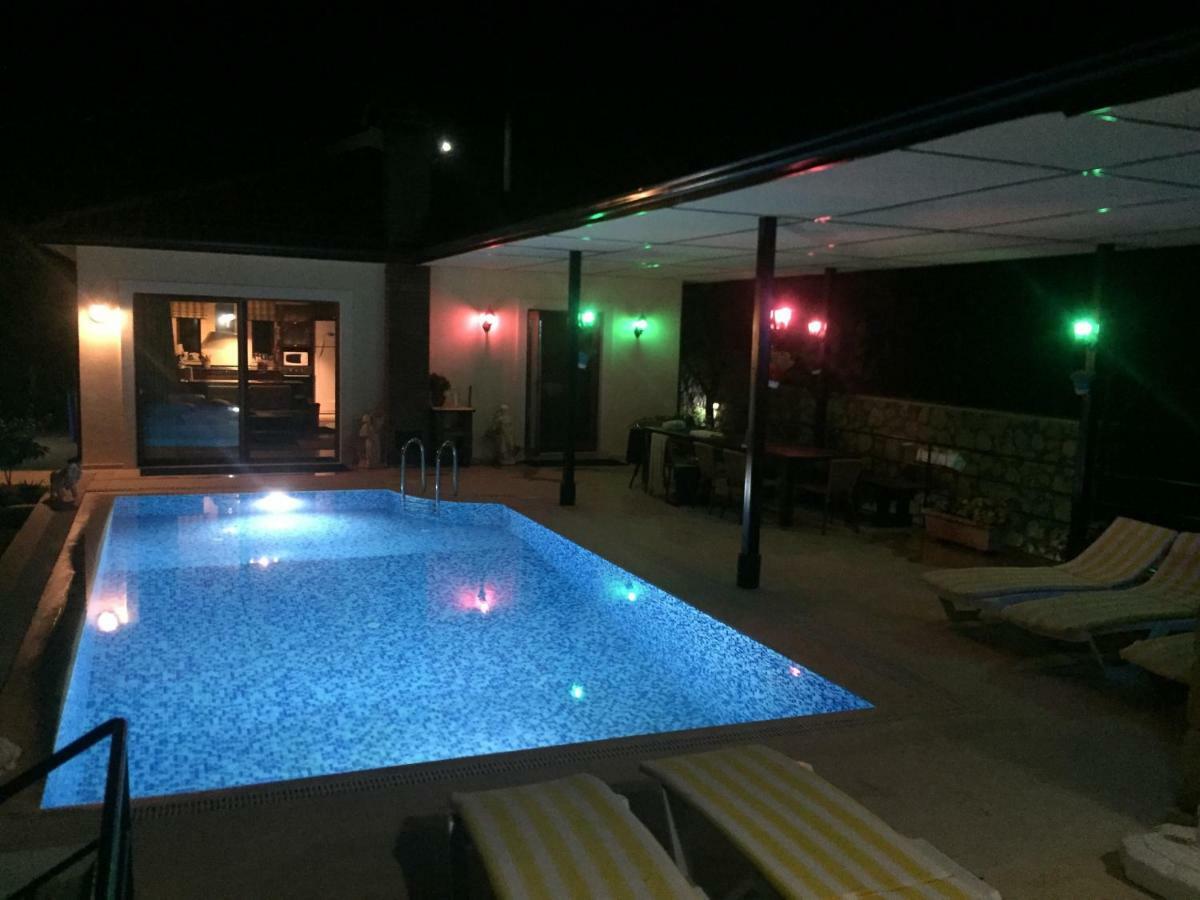 Esiyok With Heated Pool Pousada
