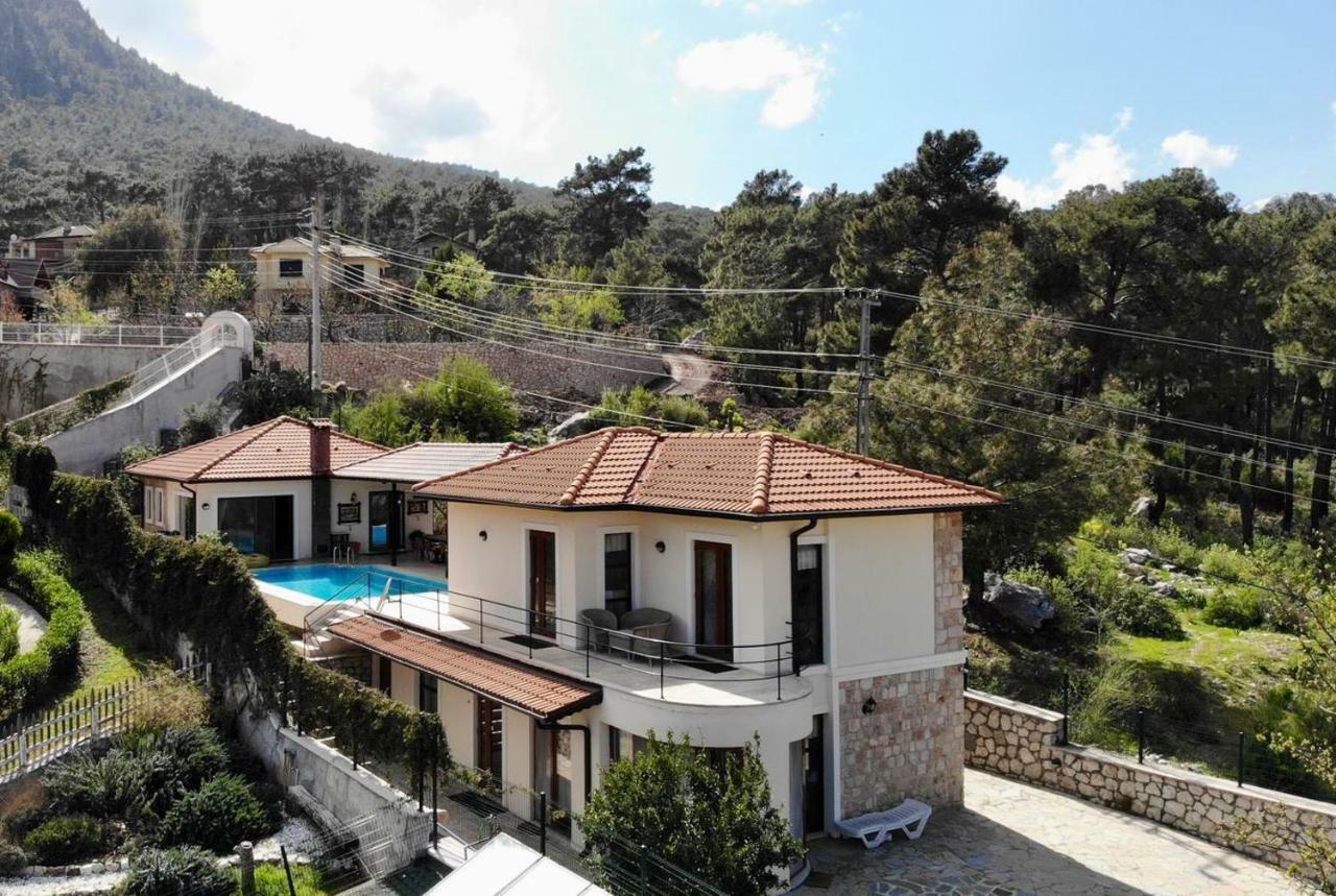 Esiyok With Heated Pool Antália