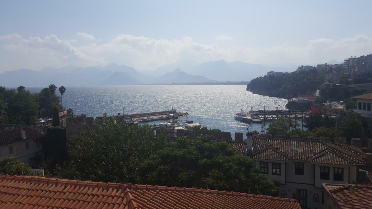 Mavi Avlu - Old Town Antália