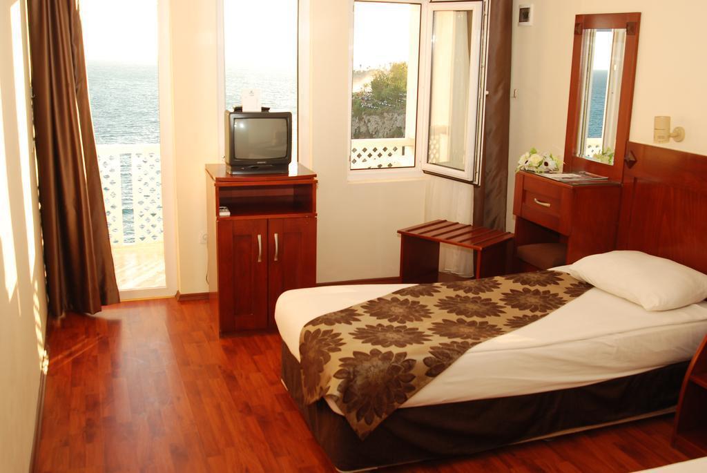 Nazar Hotel Antália