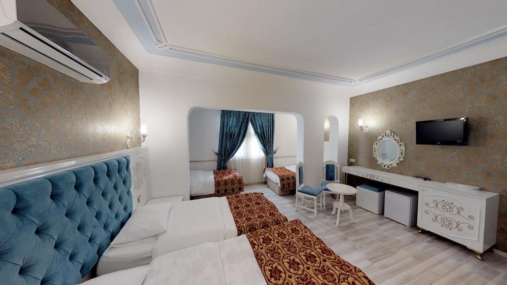 Urcu Hotel Antália