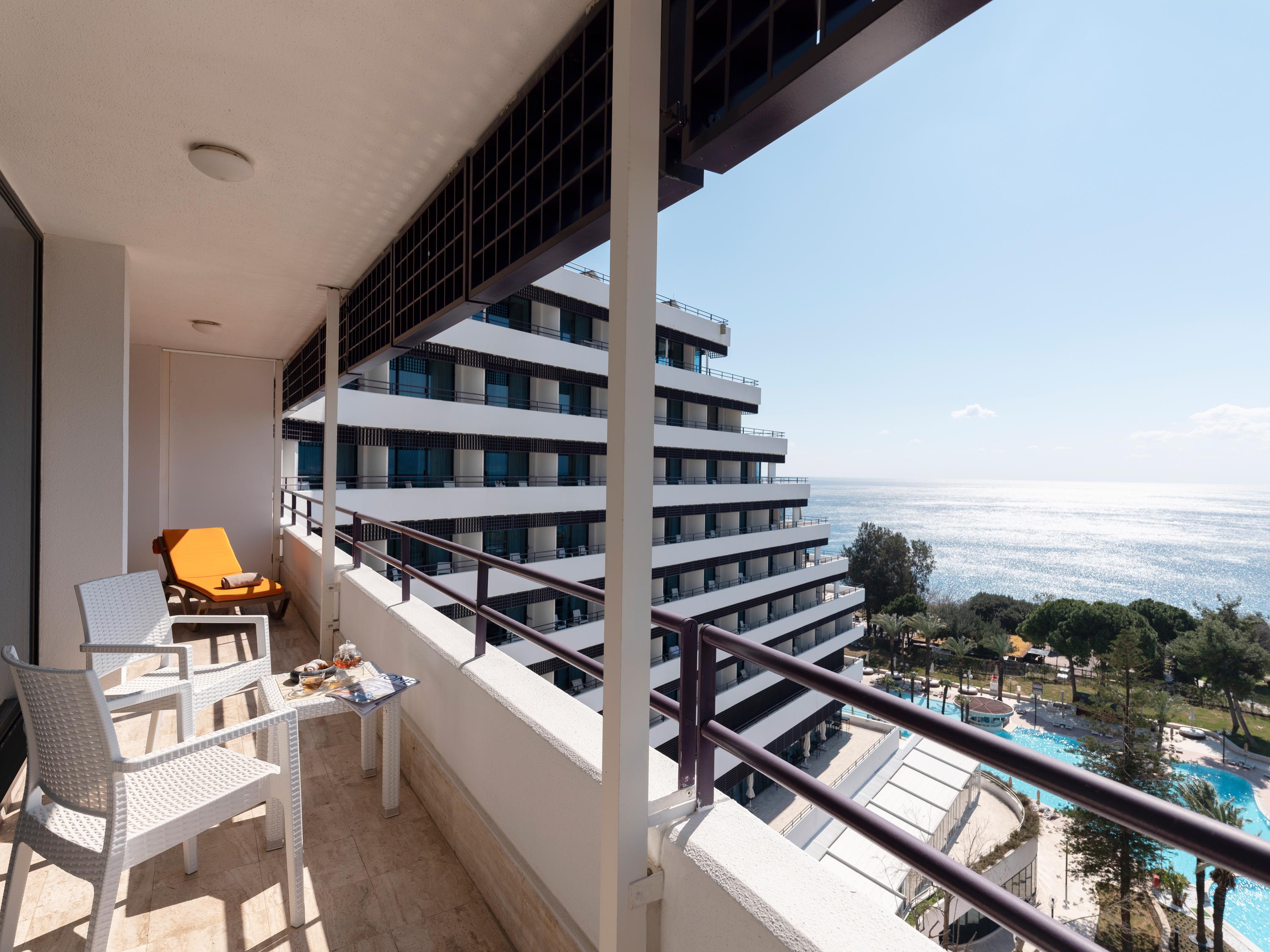 Rixos Downtown - The Land Of Legends Access Otel
