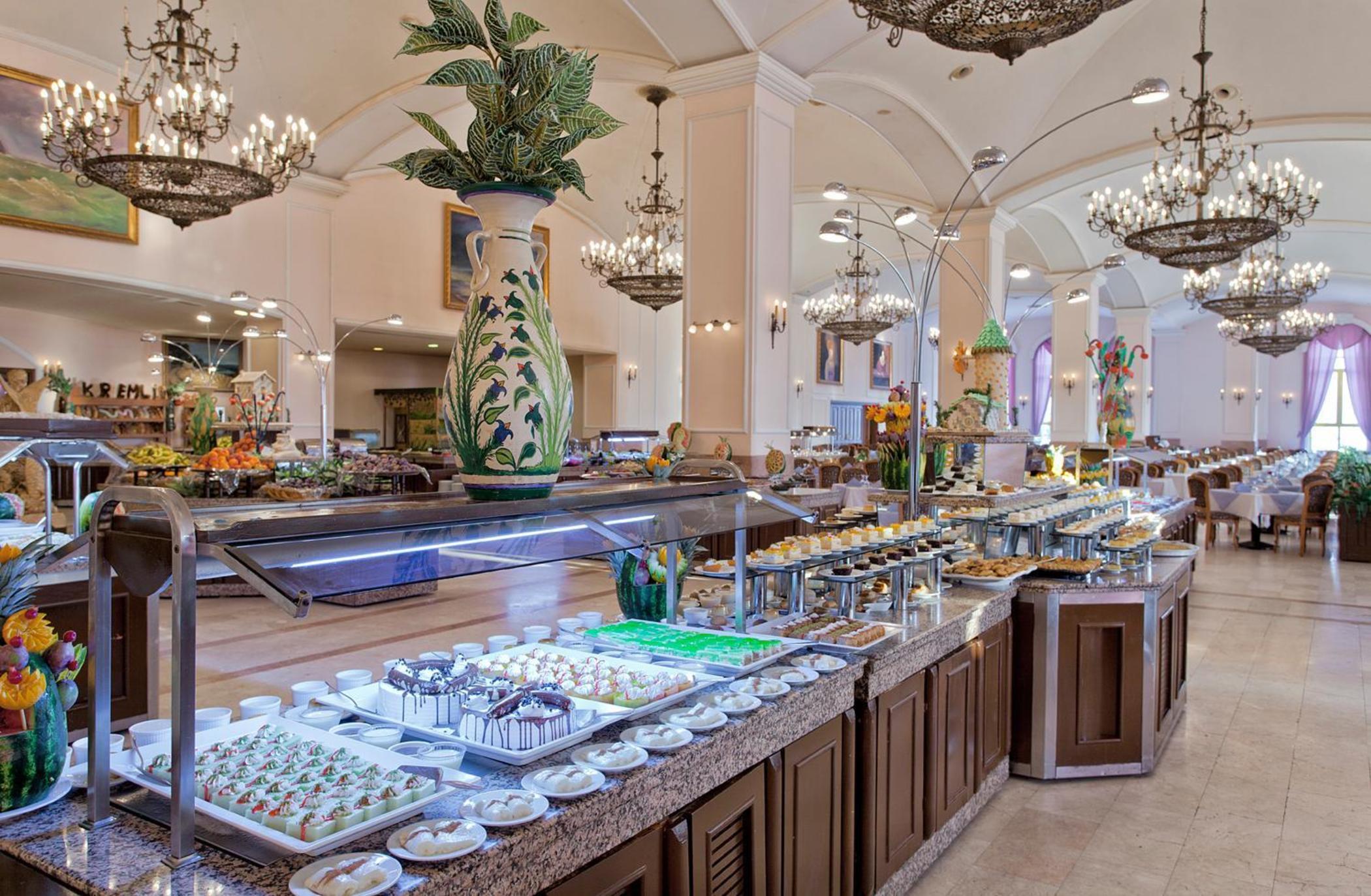 Kremlin Palace 5* Antália