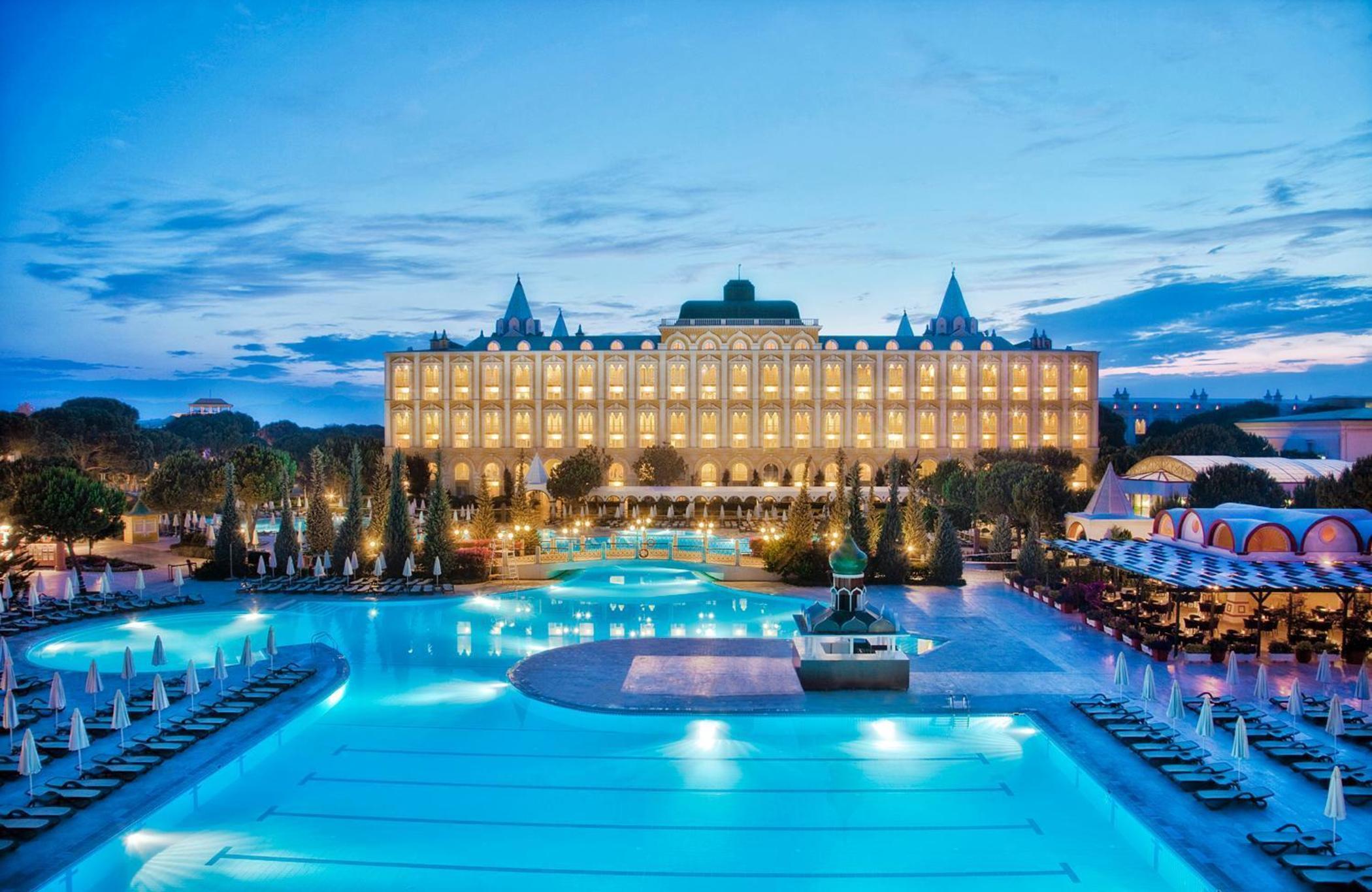 Kremlin Palace Antália