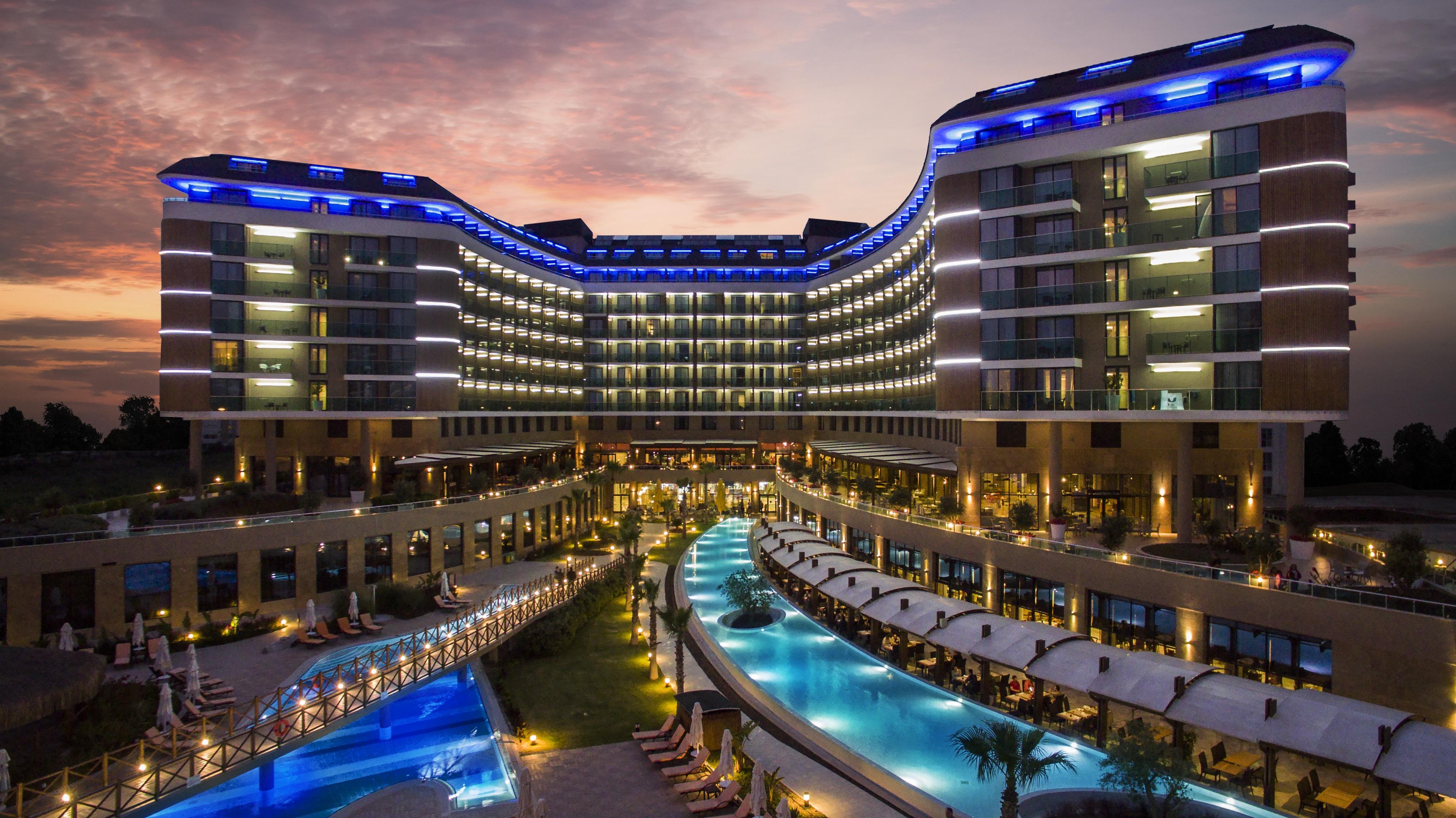 Aska Lara & Otel