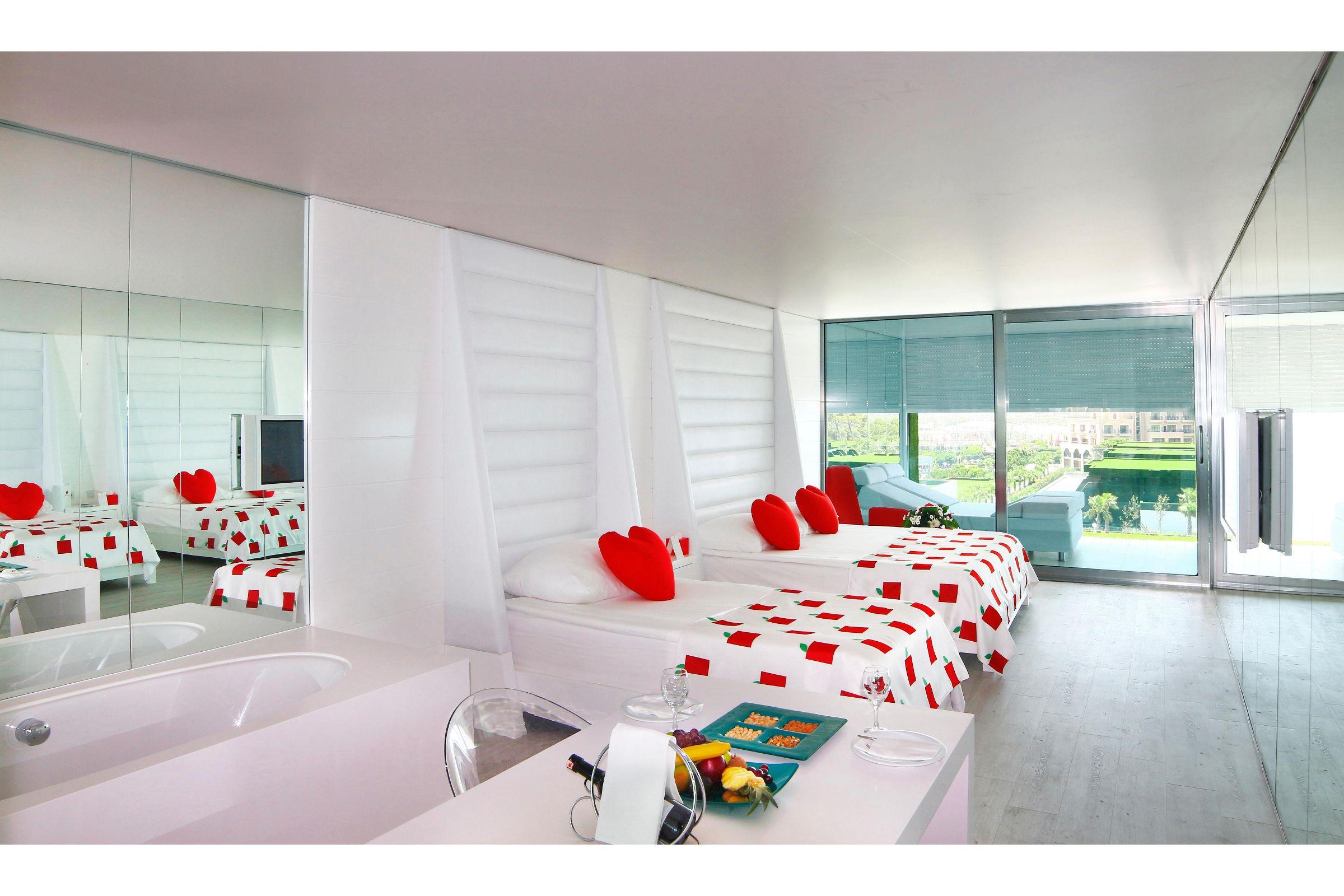 Adam & Eve Hotel