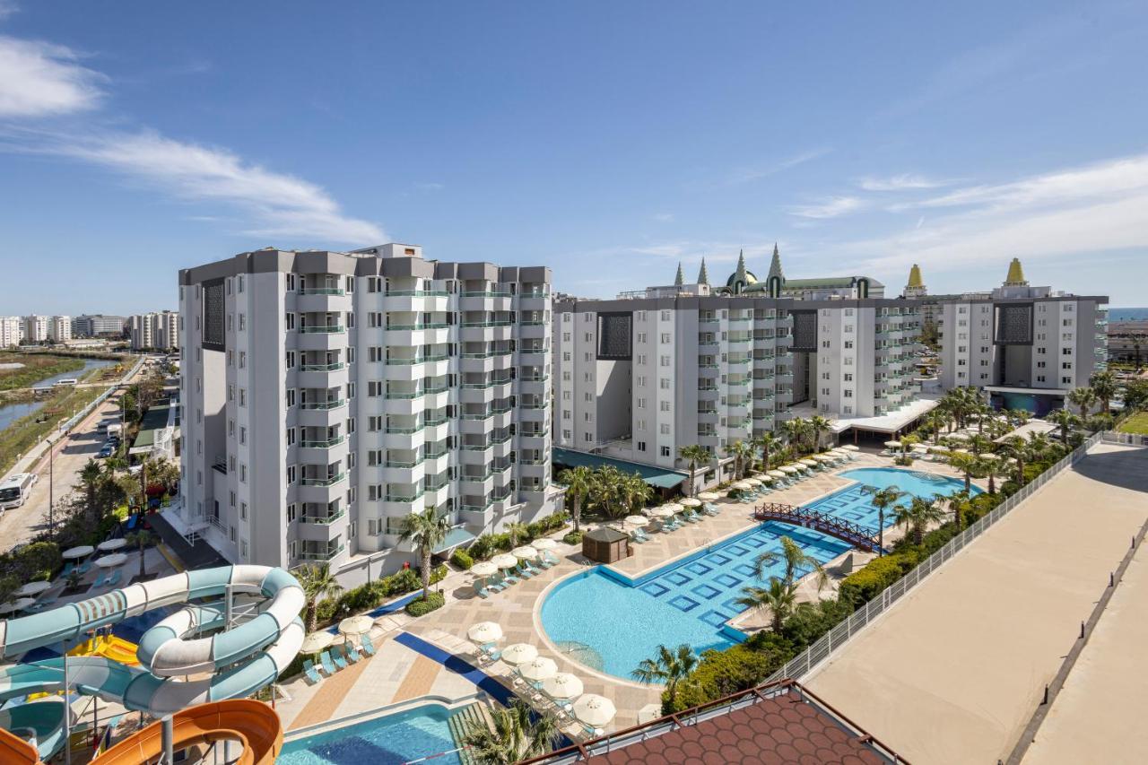 Wyndham Garden Lara Otel 4*